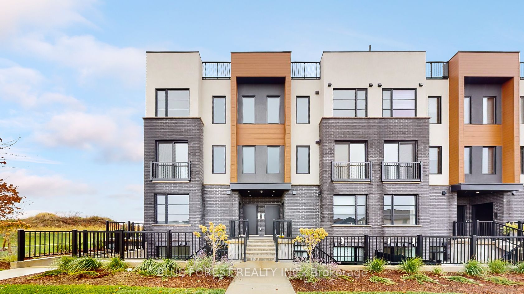 3900 Savoy St, #1