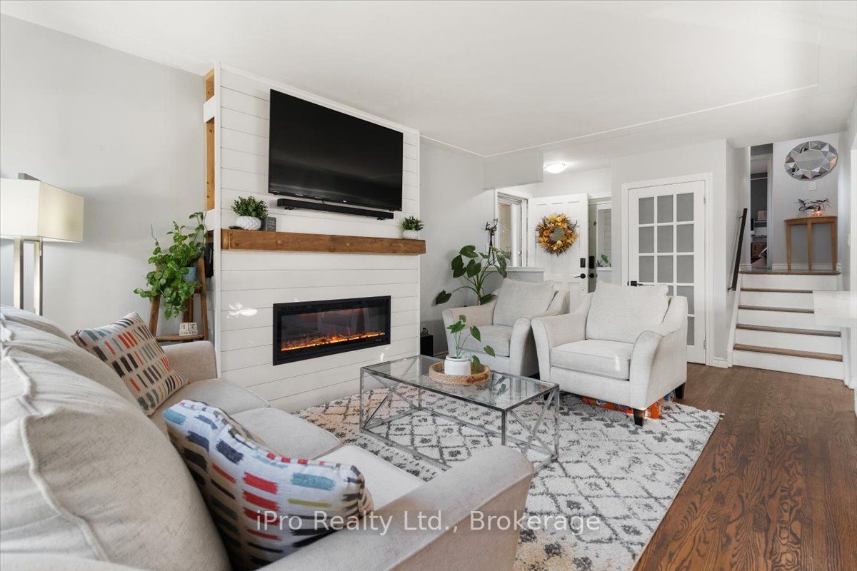 891 Upper Sherman Ave