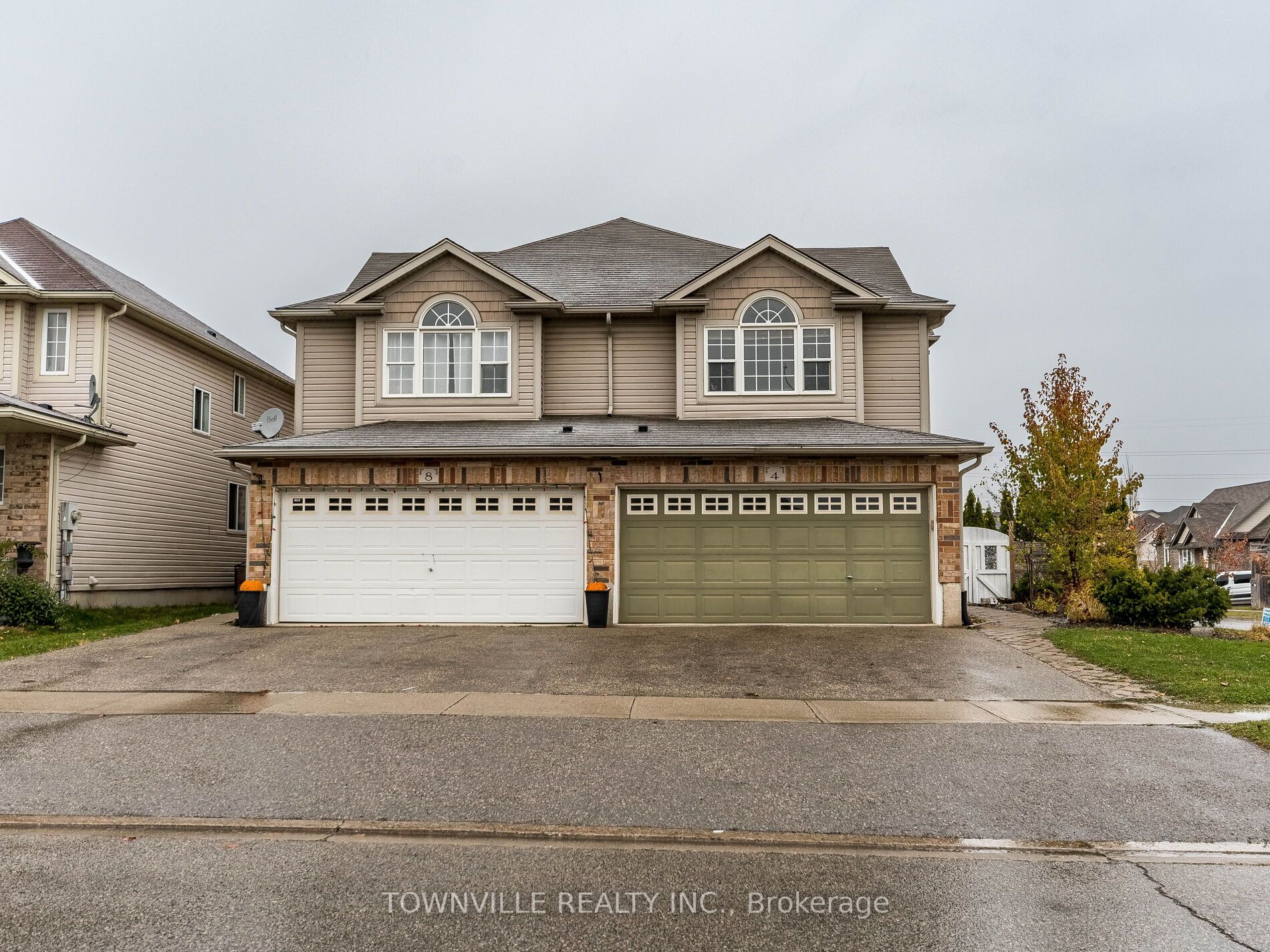 4 Seabrook Dr