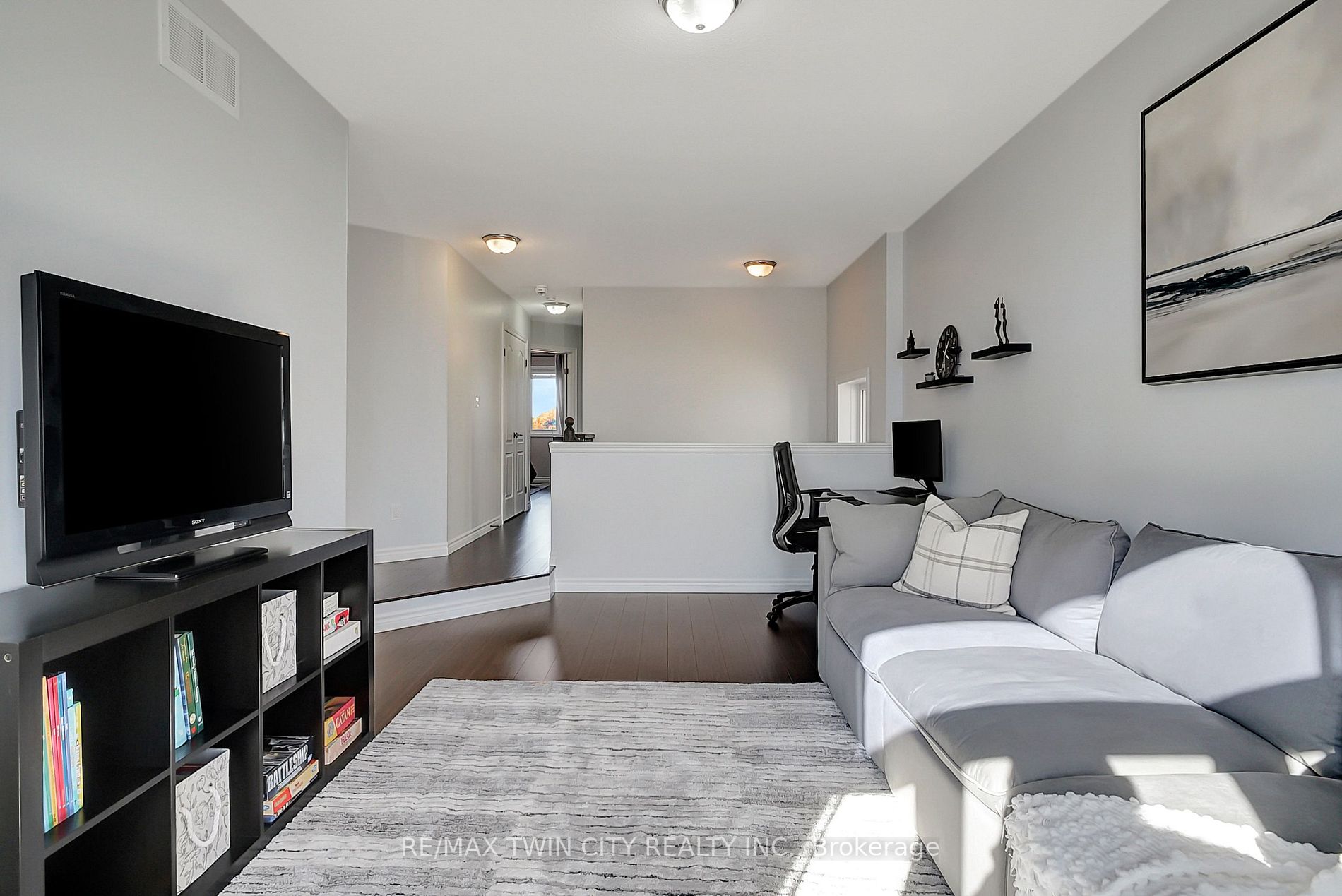 234 Moorlands Cres