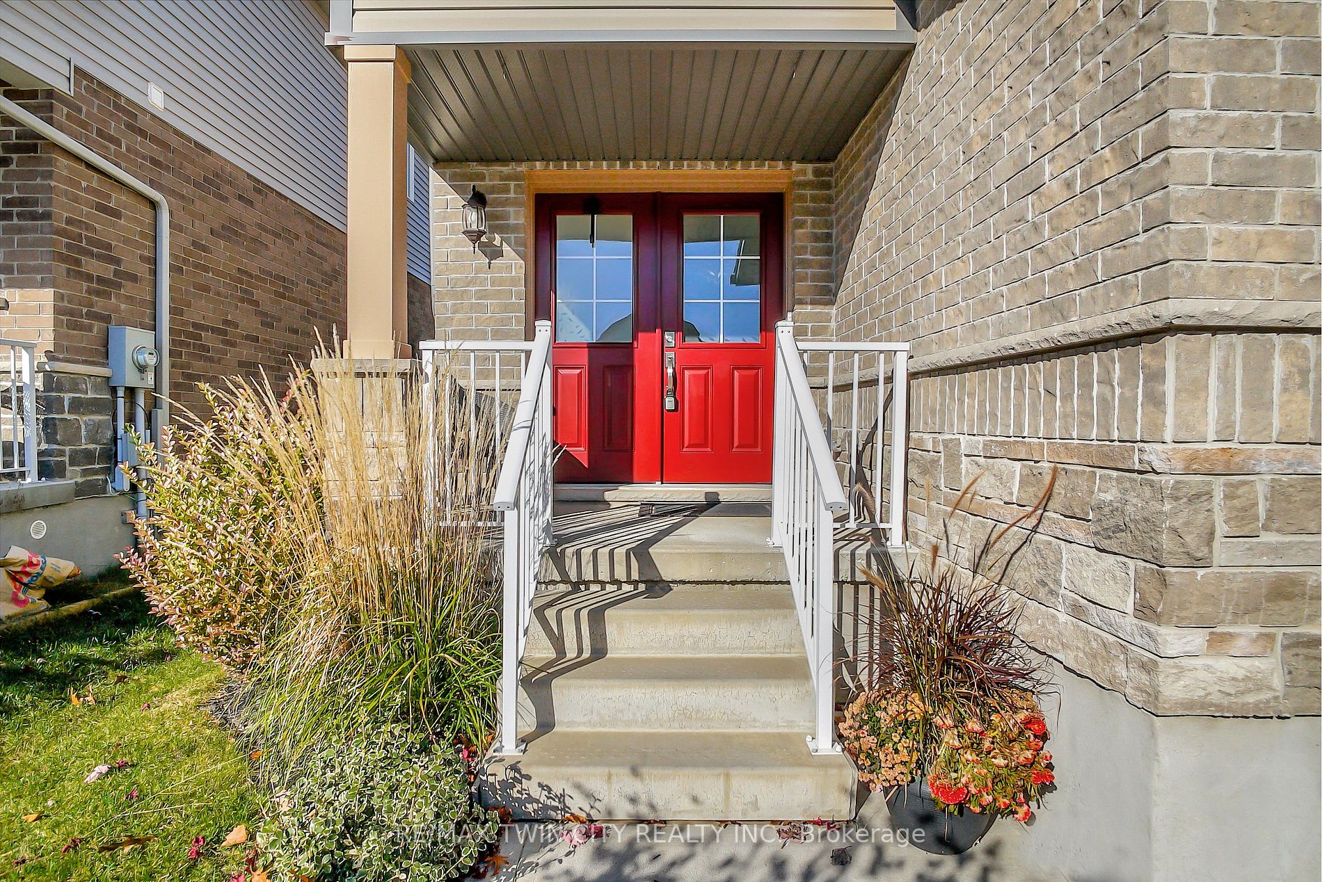 234 Moorlands Cres