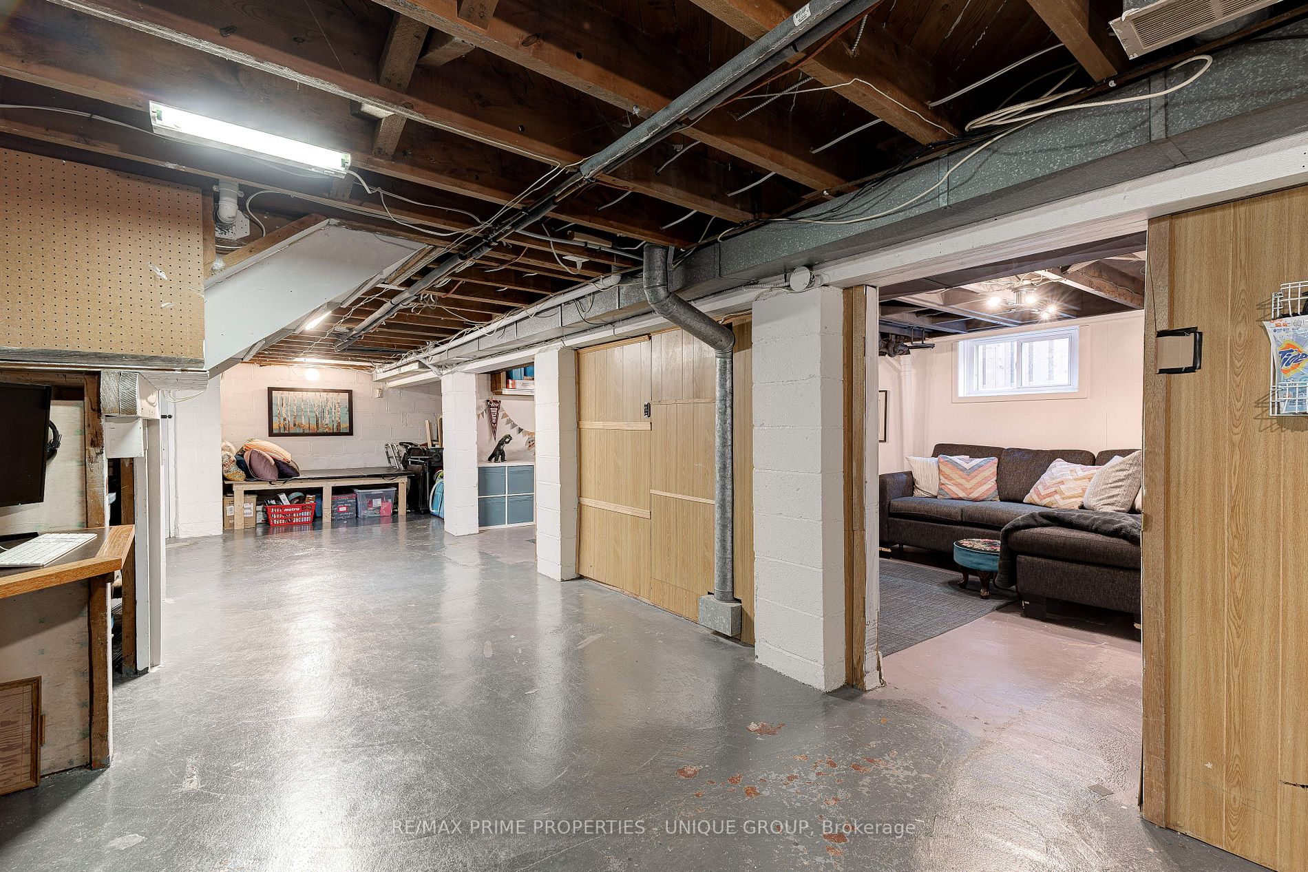 57 Berry Ave