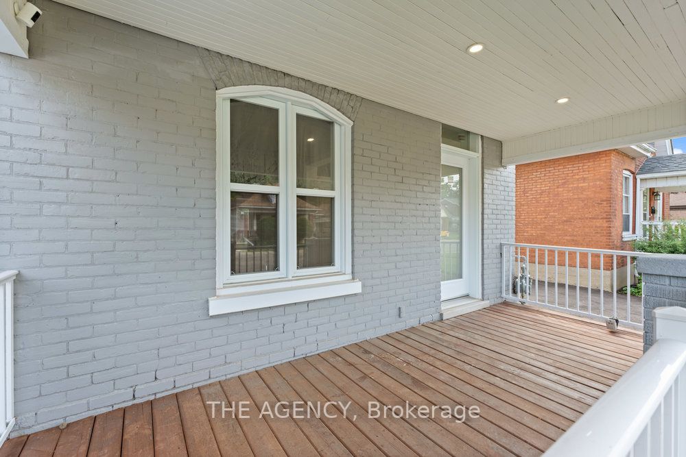 34 Ontario St