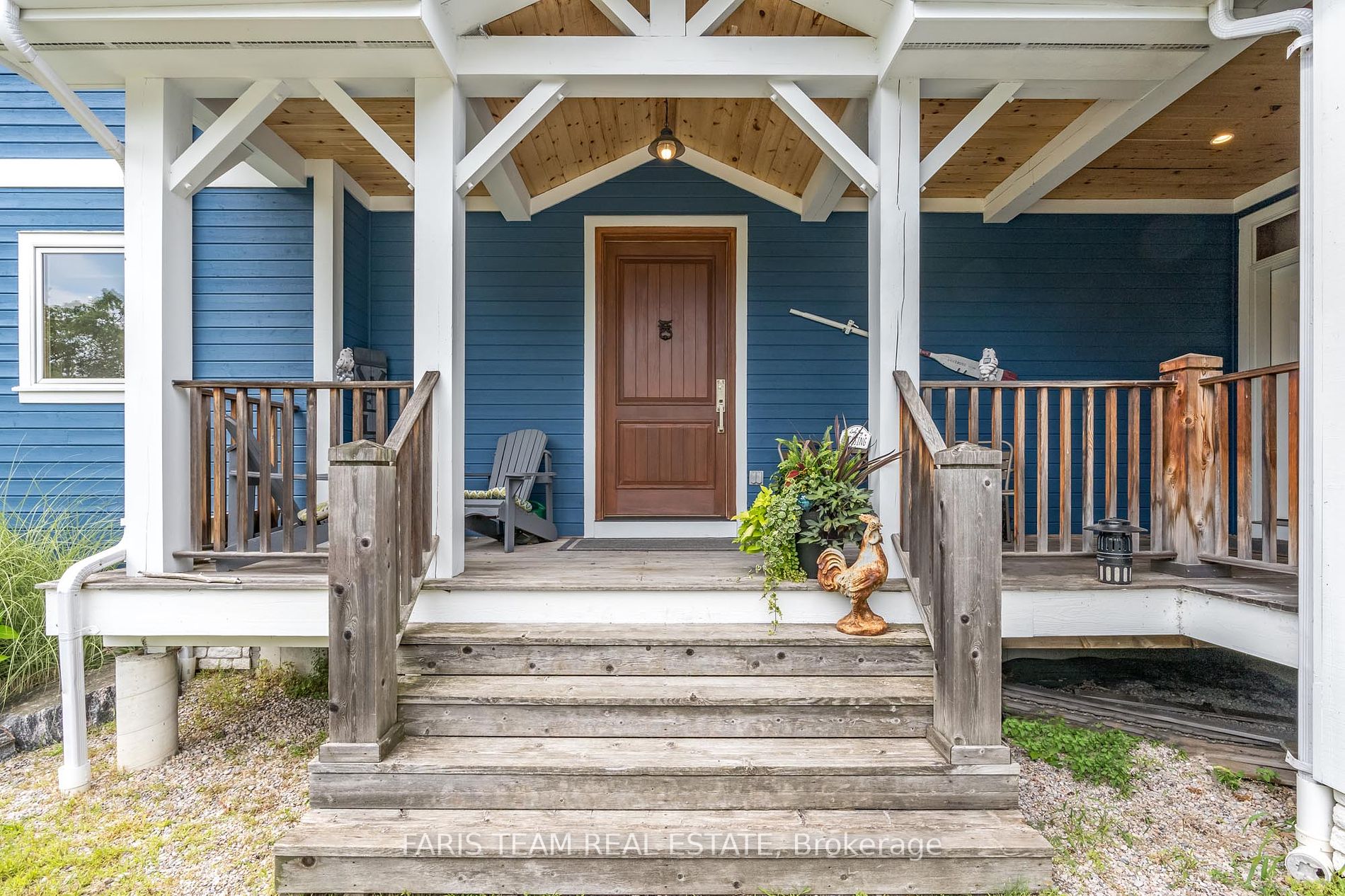 220 Kamenni Bay Rd