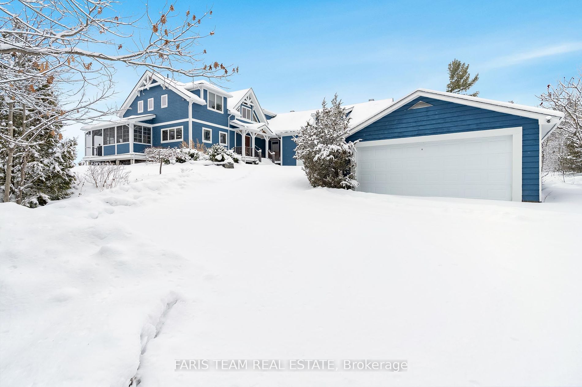 220 Kamenni Bay Rd