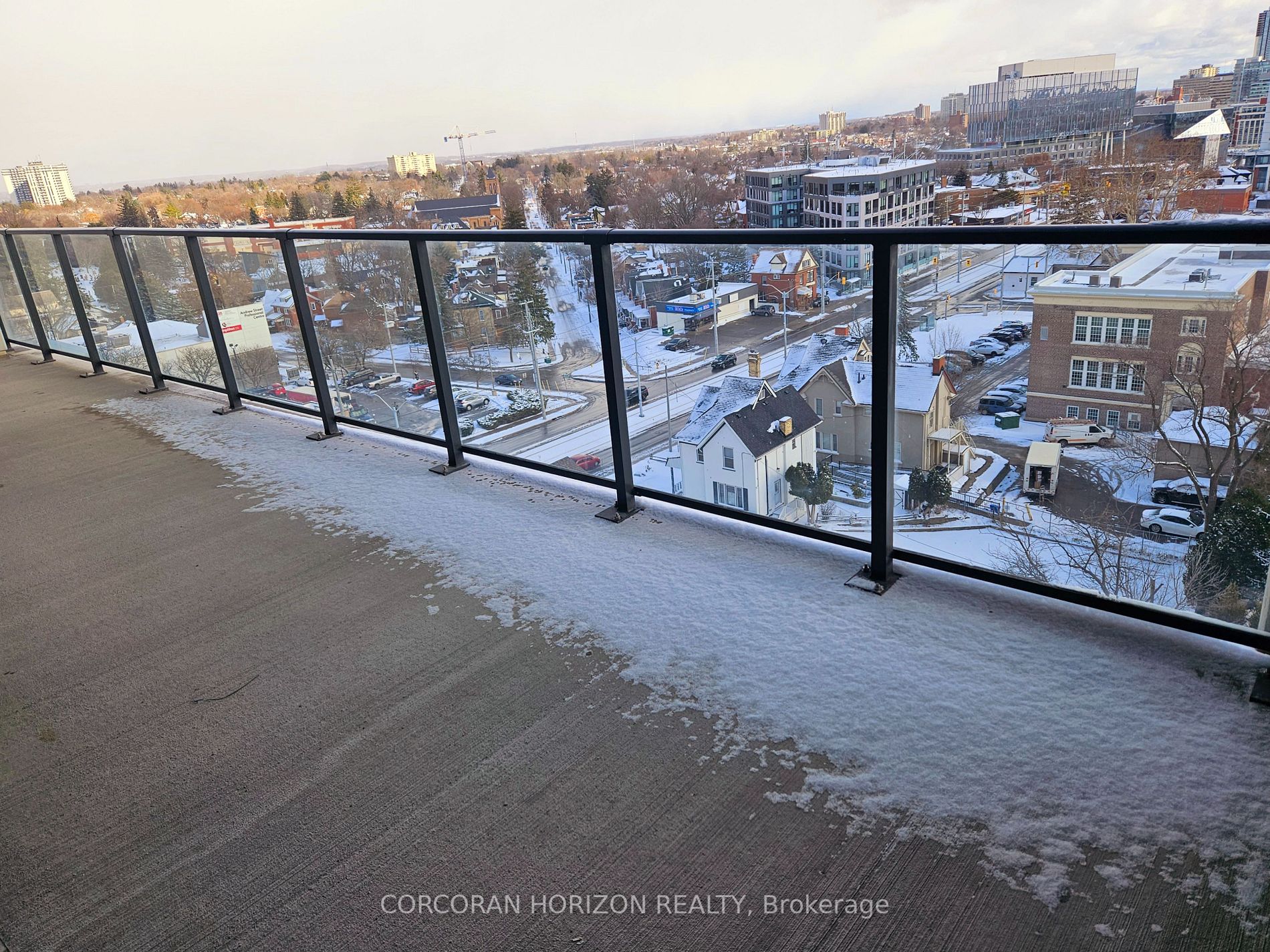 741 King St W, #912