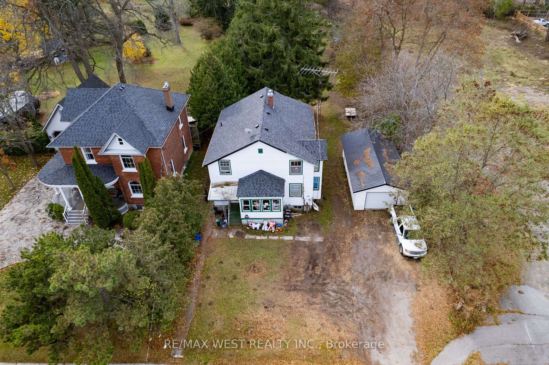 365 William St