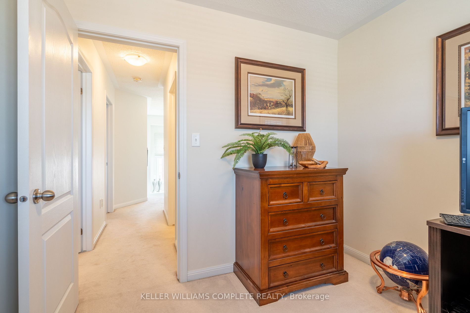33 Hepworth Cres