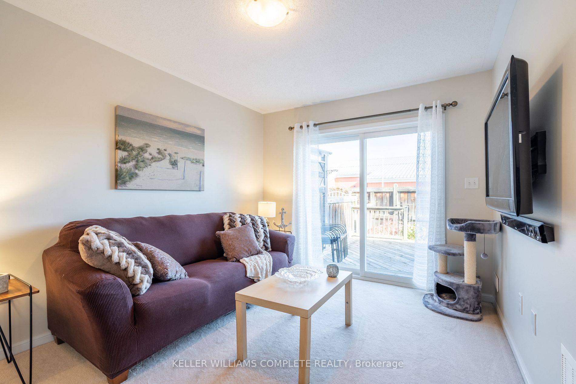 33 Hepworth Cres