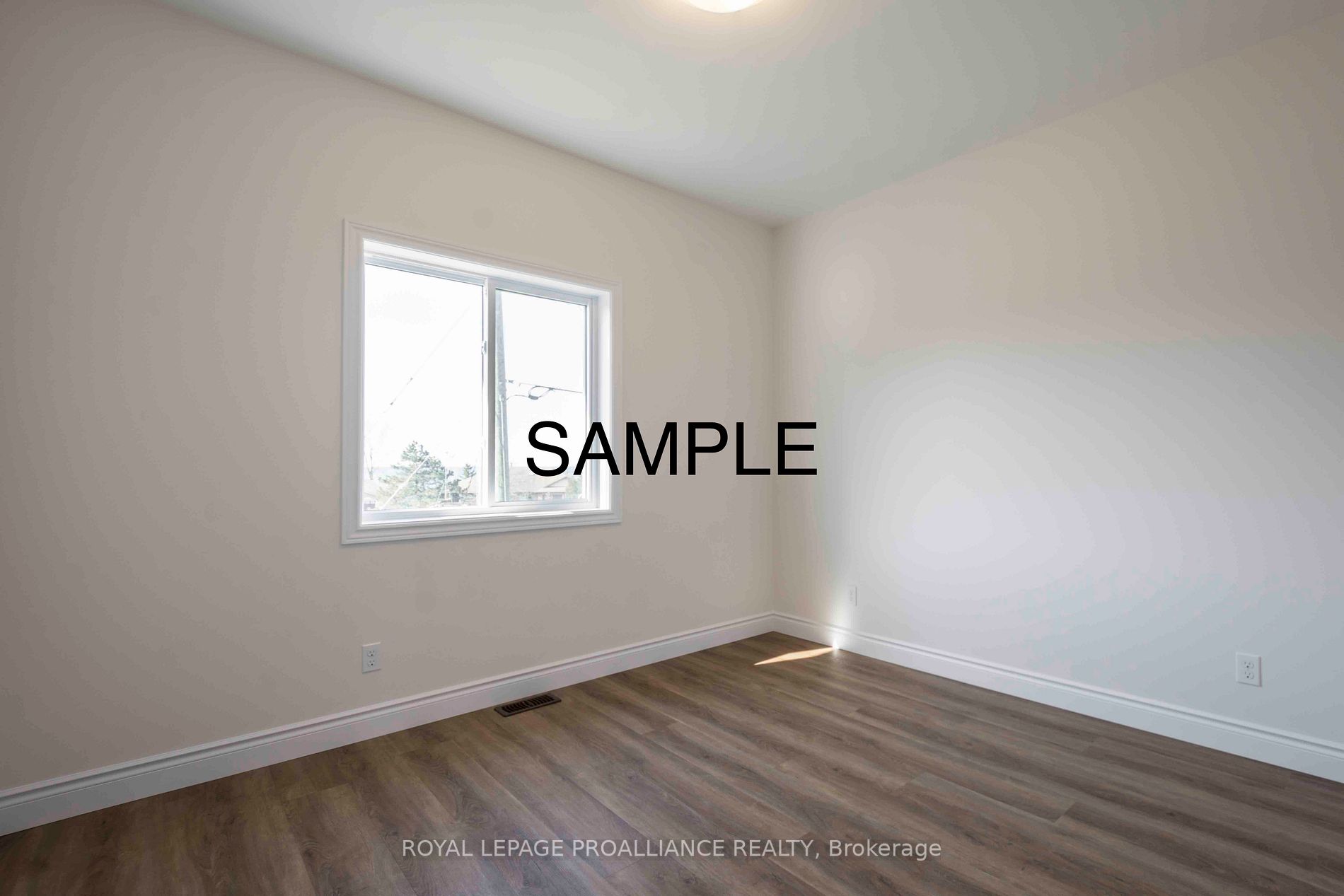 41 Mackenzie John Cres