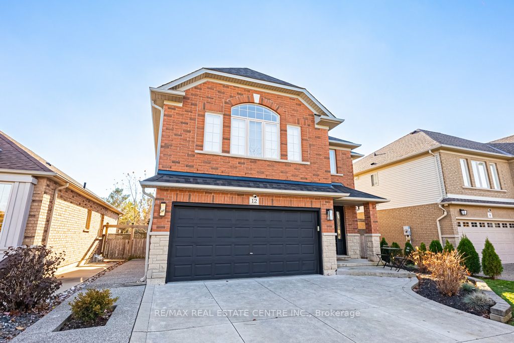 12 Wills Cres