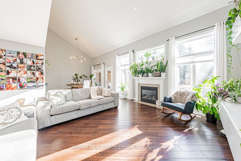 12 Wills Cres