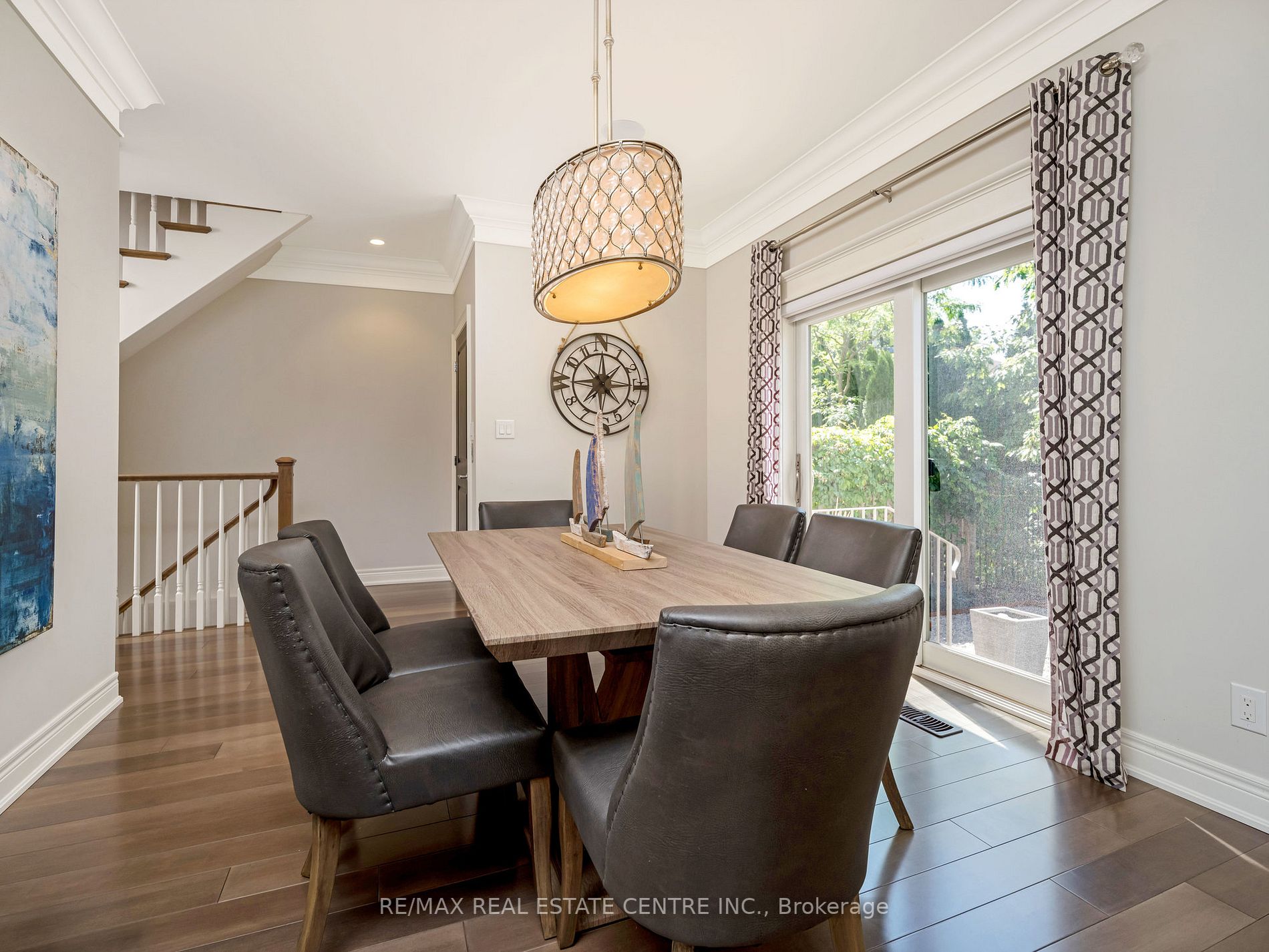 19 Lake St, #18