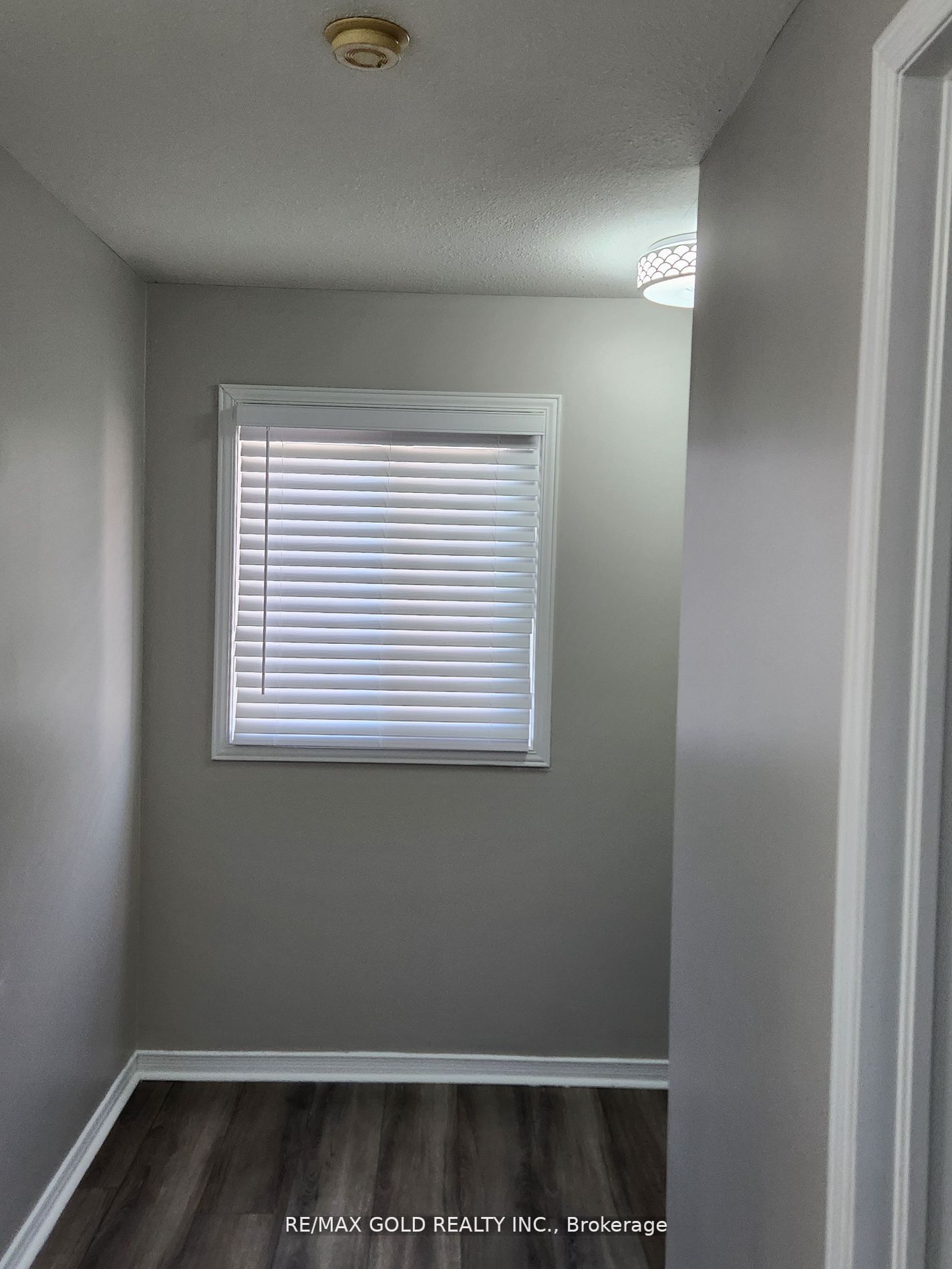 24 Watercress Crt