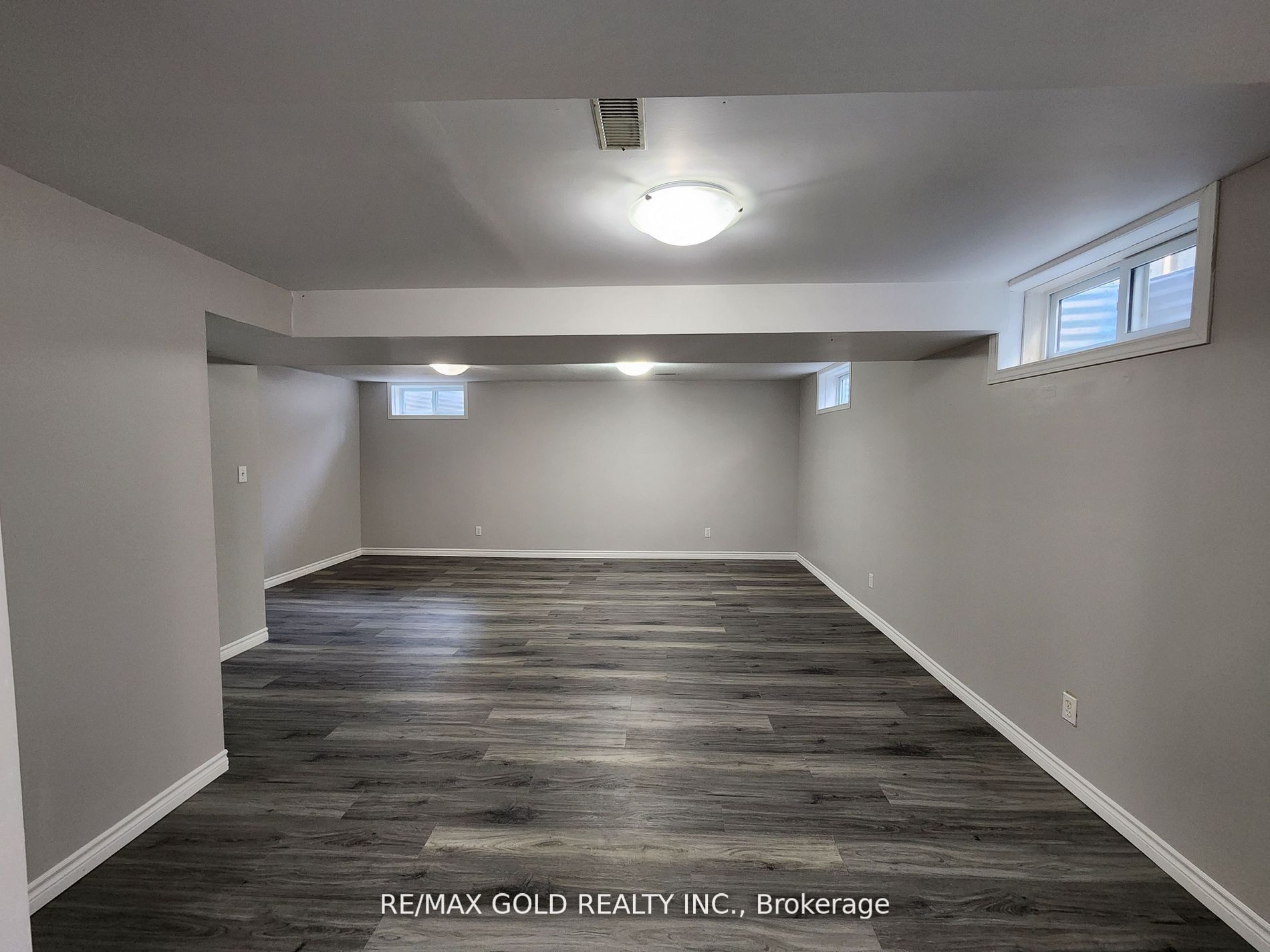24 Watercress Crt