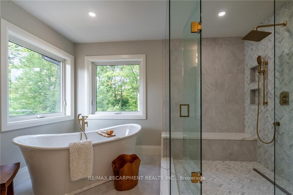 262 Robina Rd