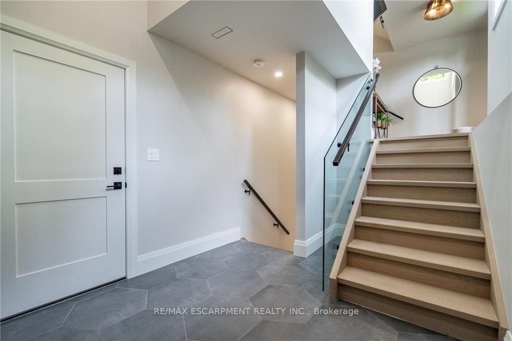 262 Robina Rd