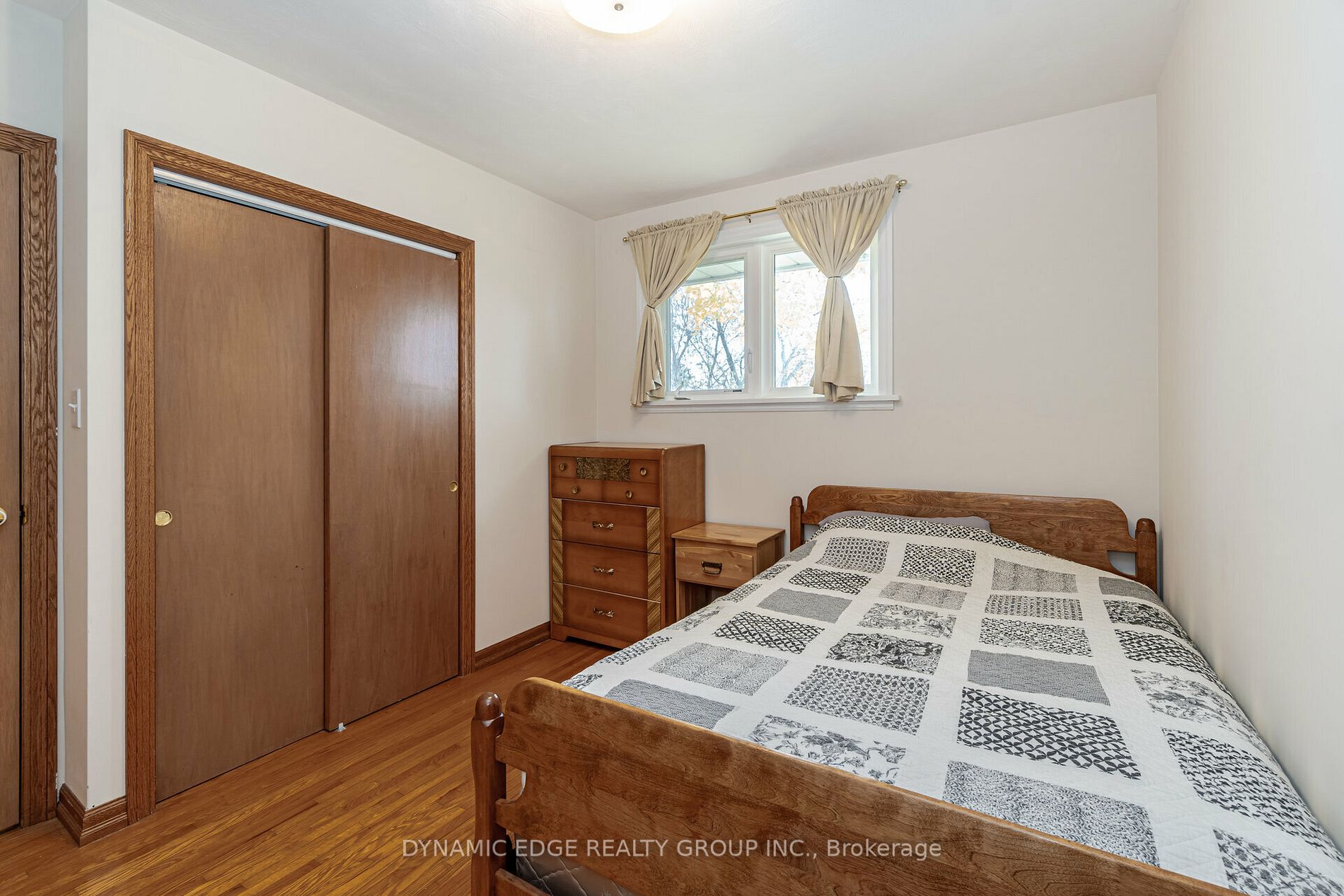 9 Crawford Dr E