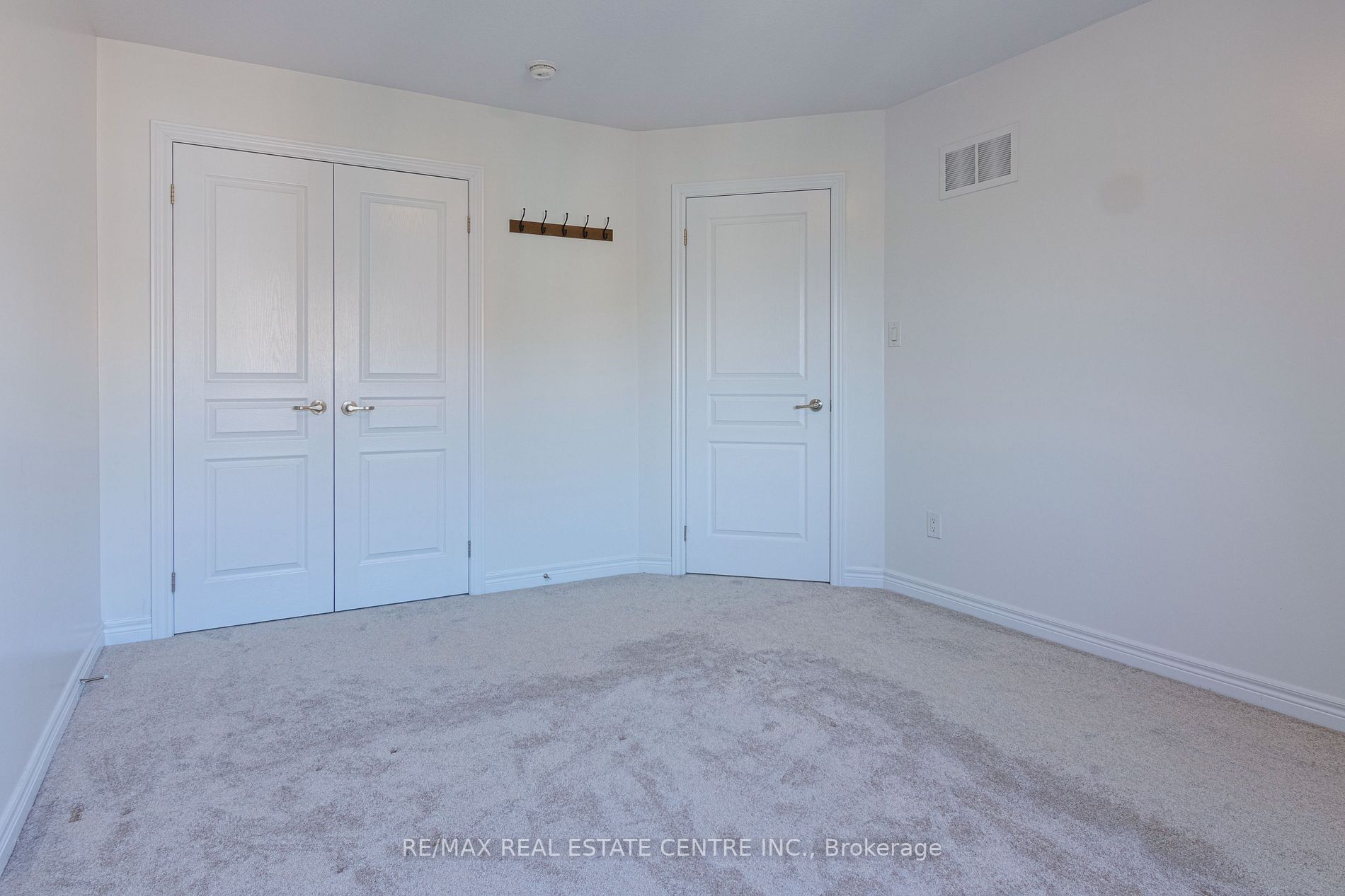257 Parkside Dr, #38