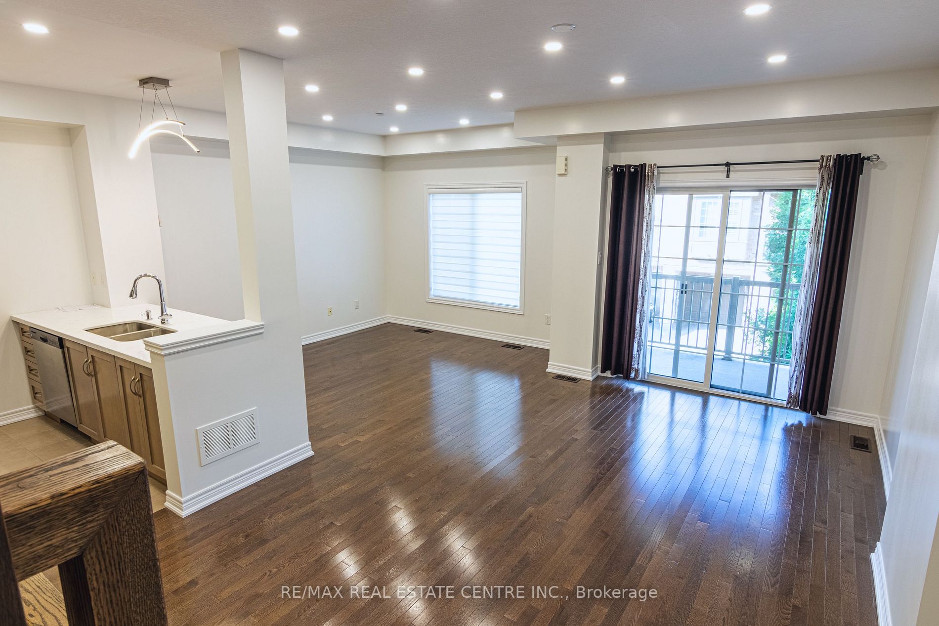 257 Parkside Dr, #38