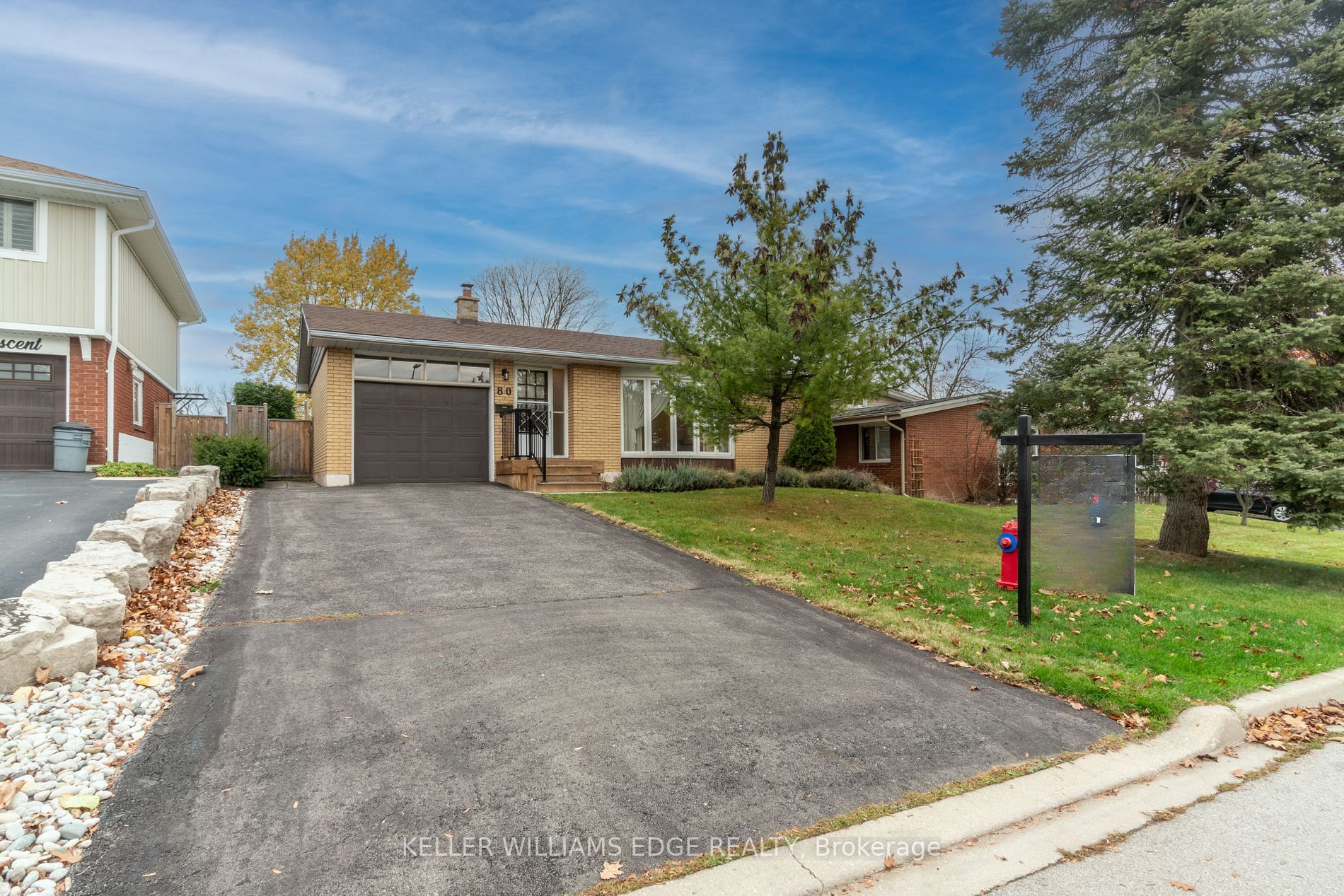 80 Sunrise Cres