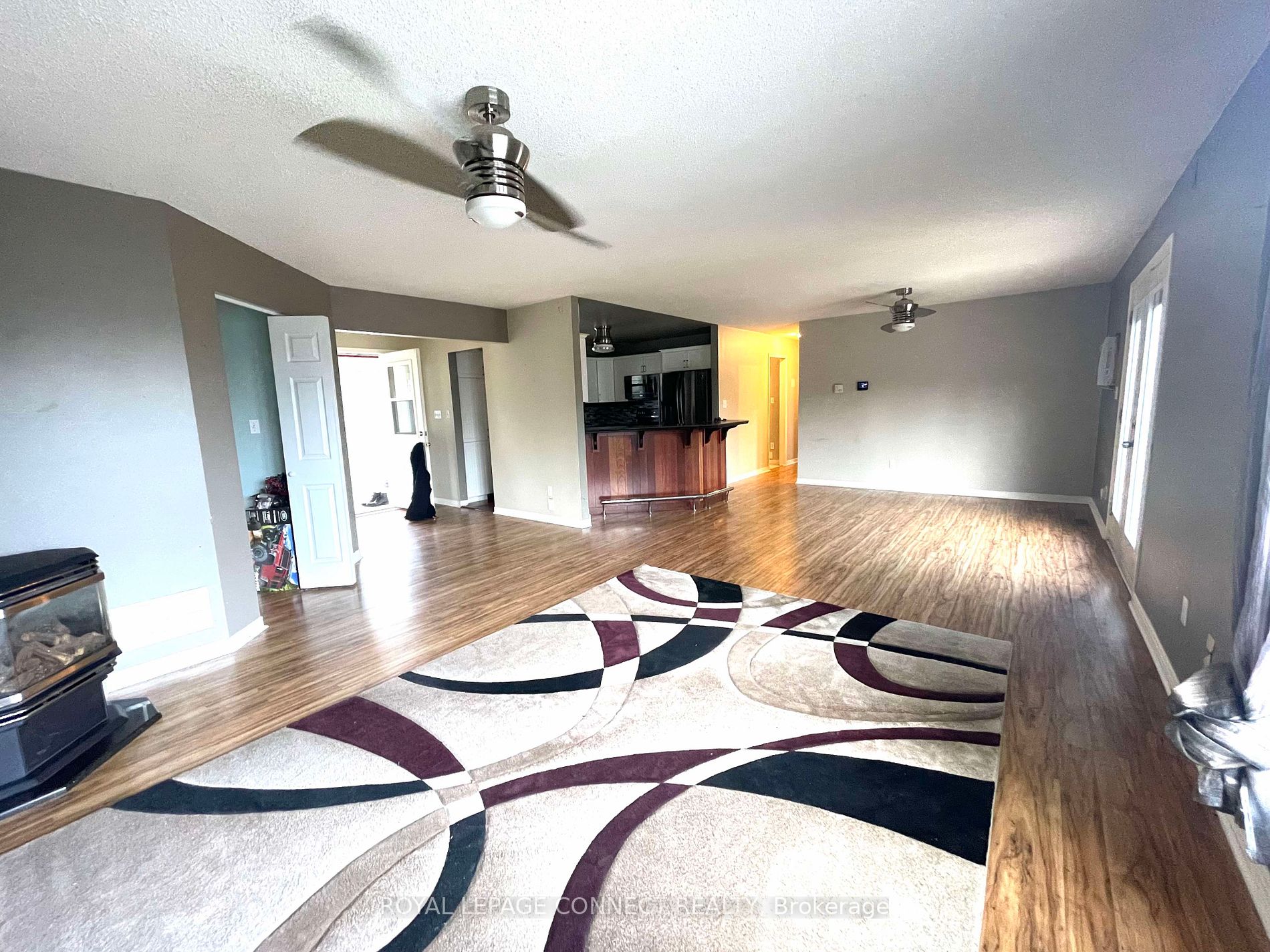 214 George Dr