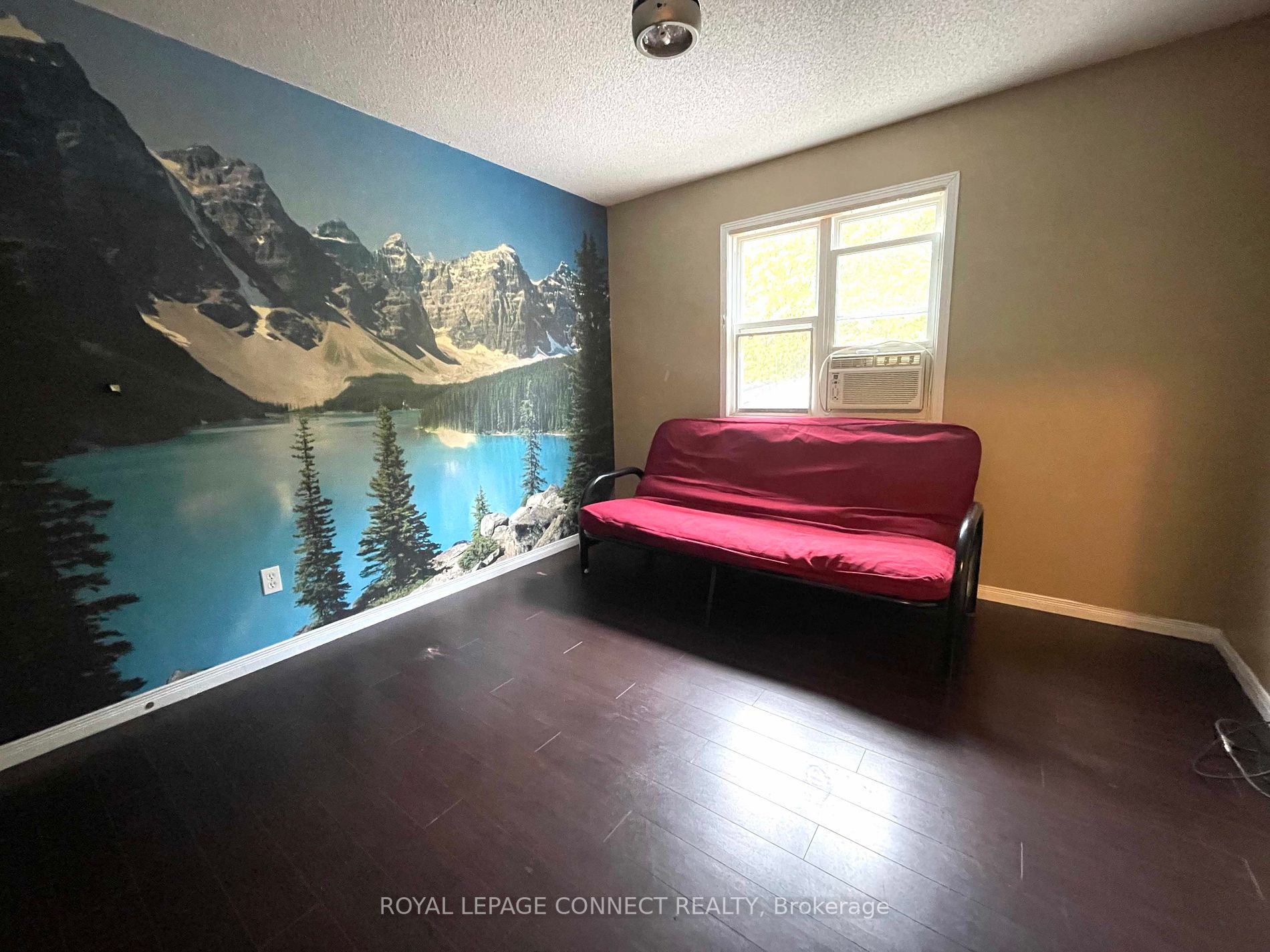 214 George Dr