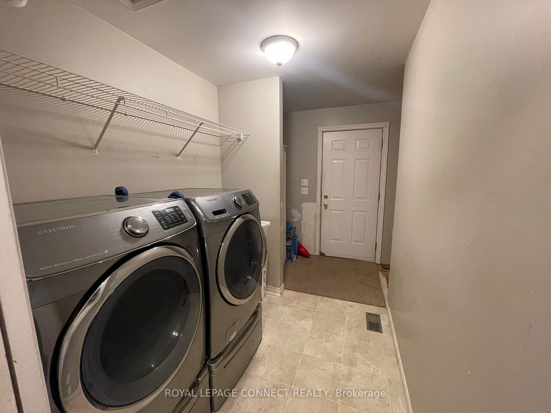 214 George Dr