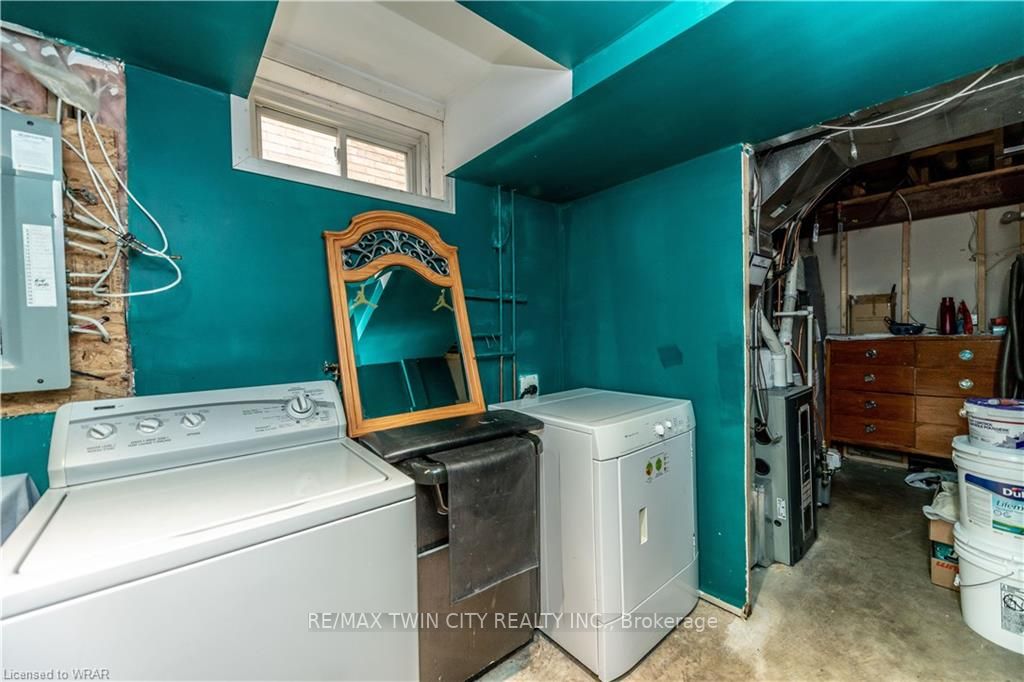 184 Copper Leaf St
