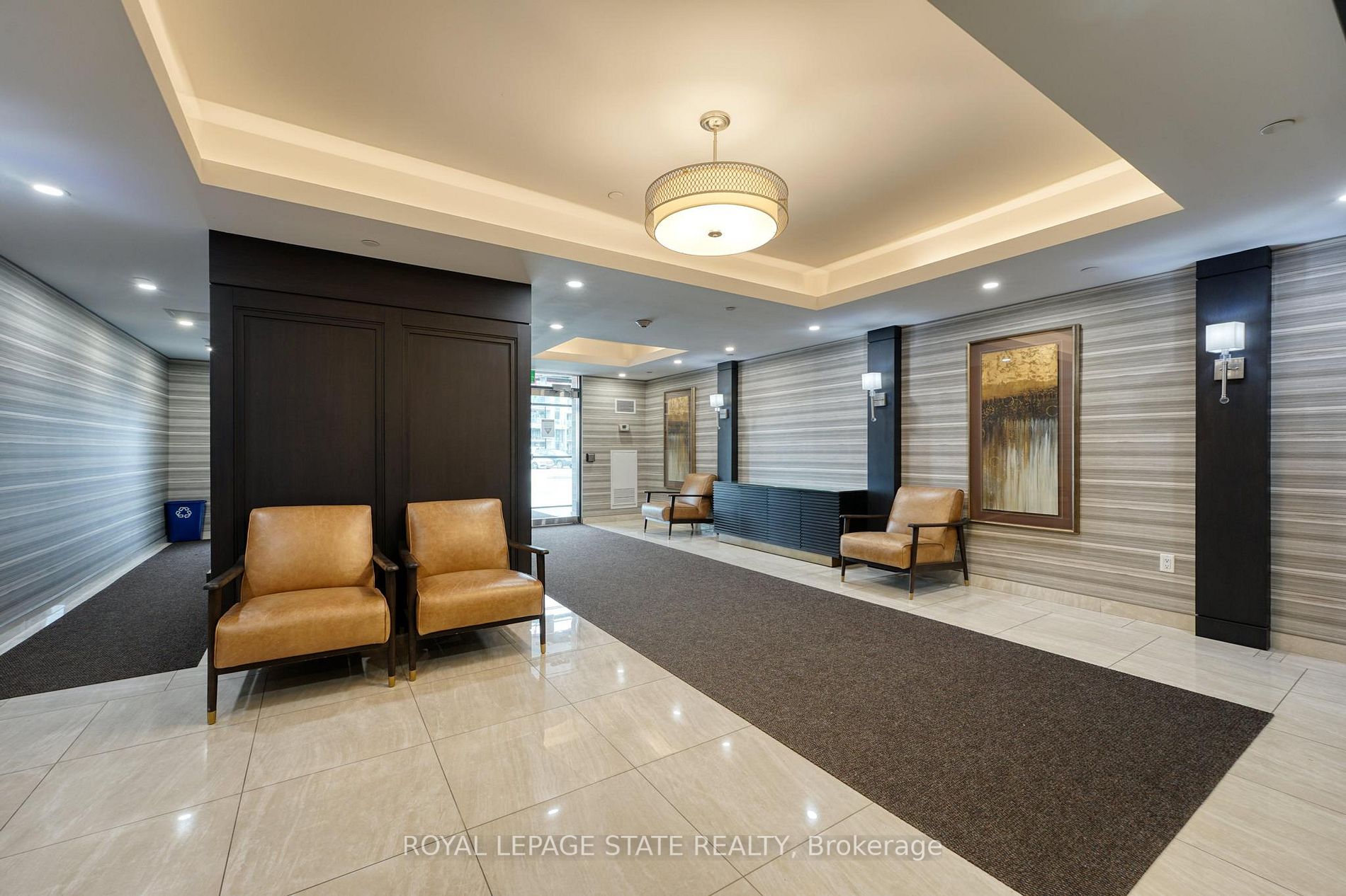 125 Shoreview Pl, #131