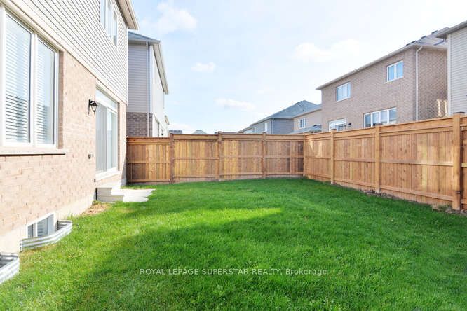 17 Esther Crescent