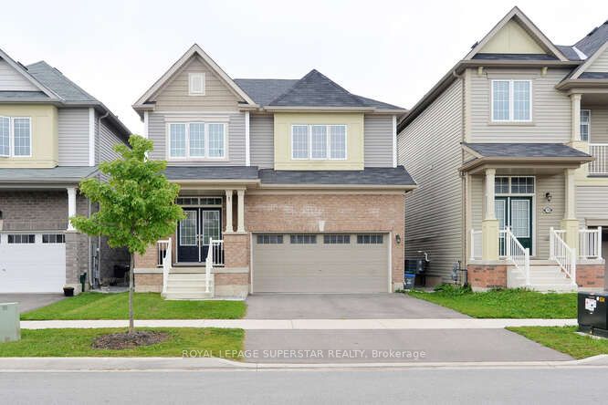 17 Esther Cres