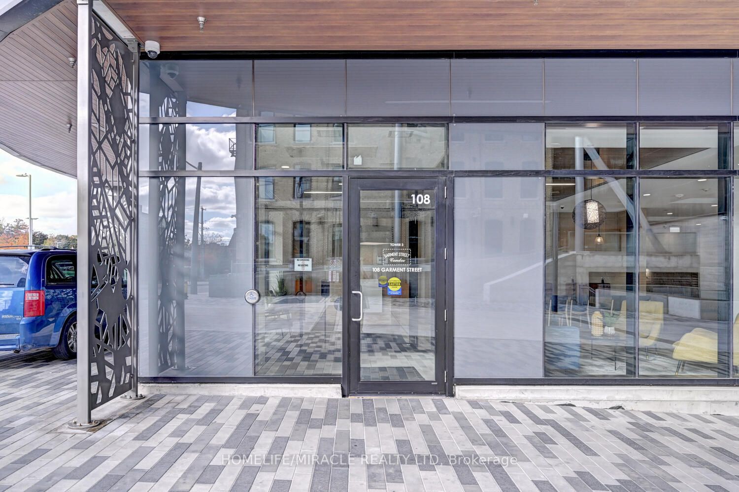 108 Garment St, #401