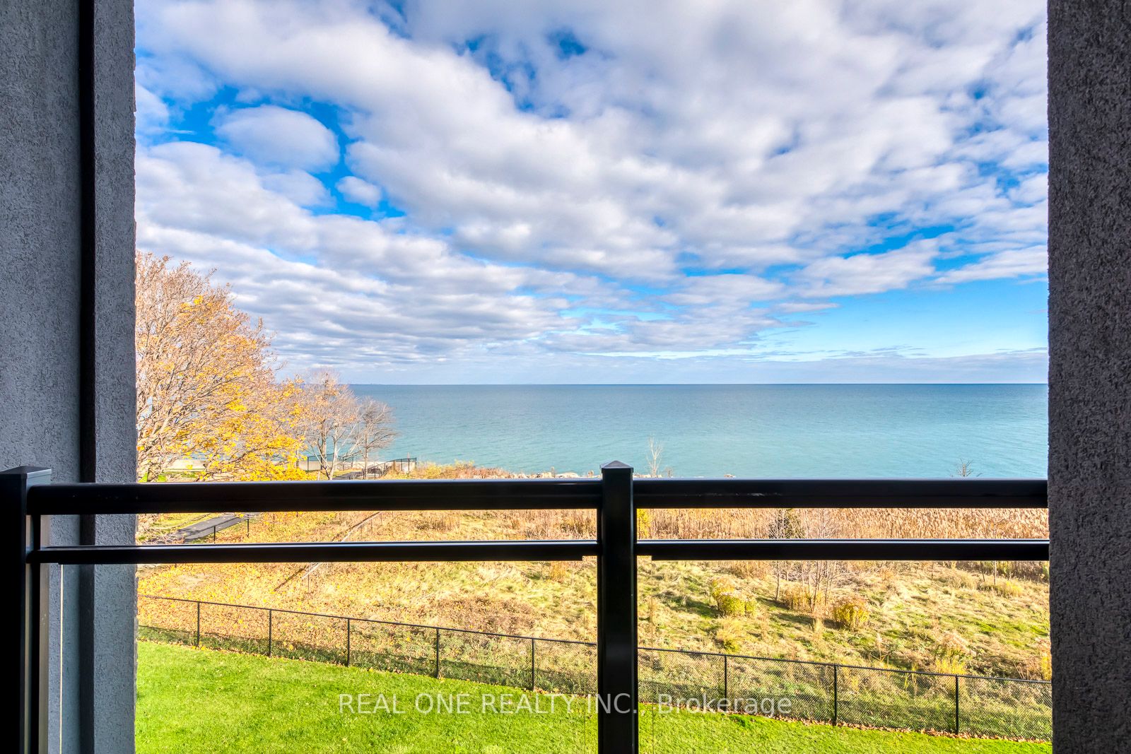 35 Southshore Cres, #328