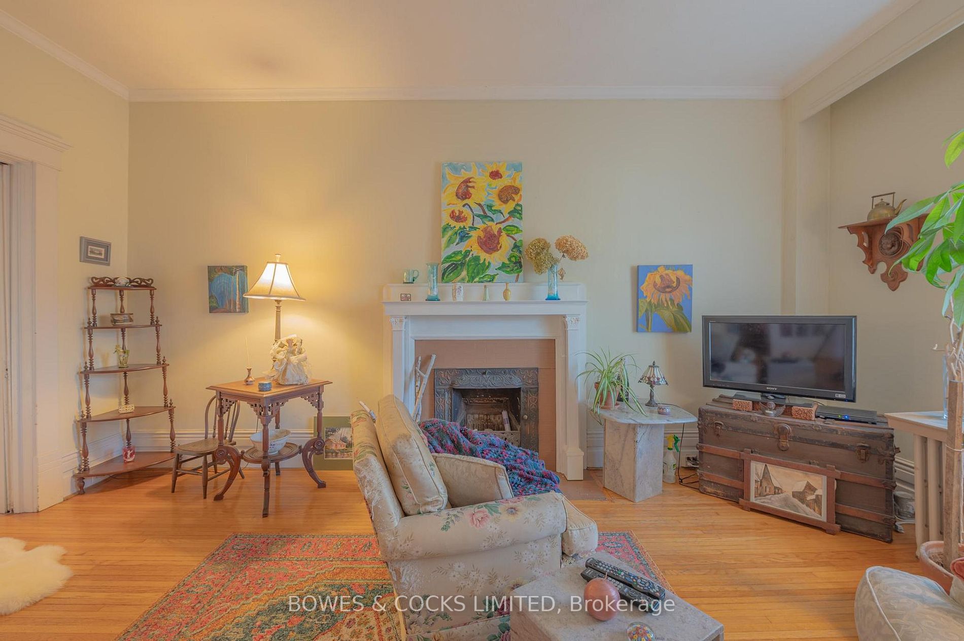 319 Margaret Ave N