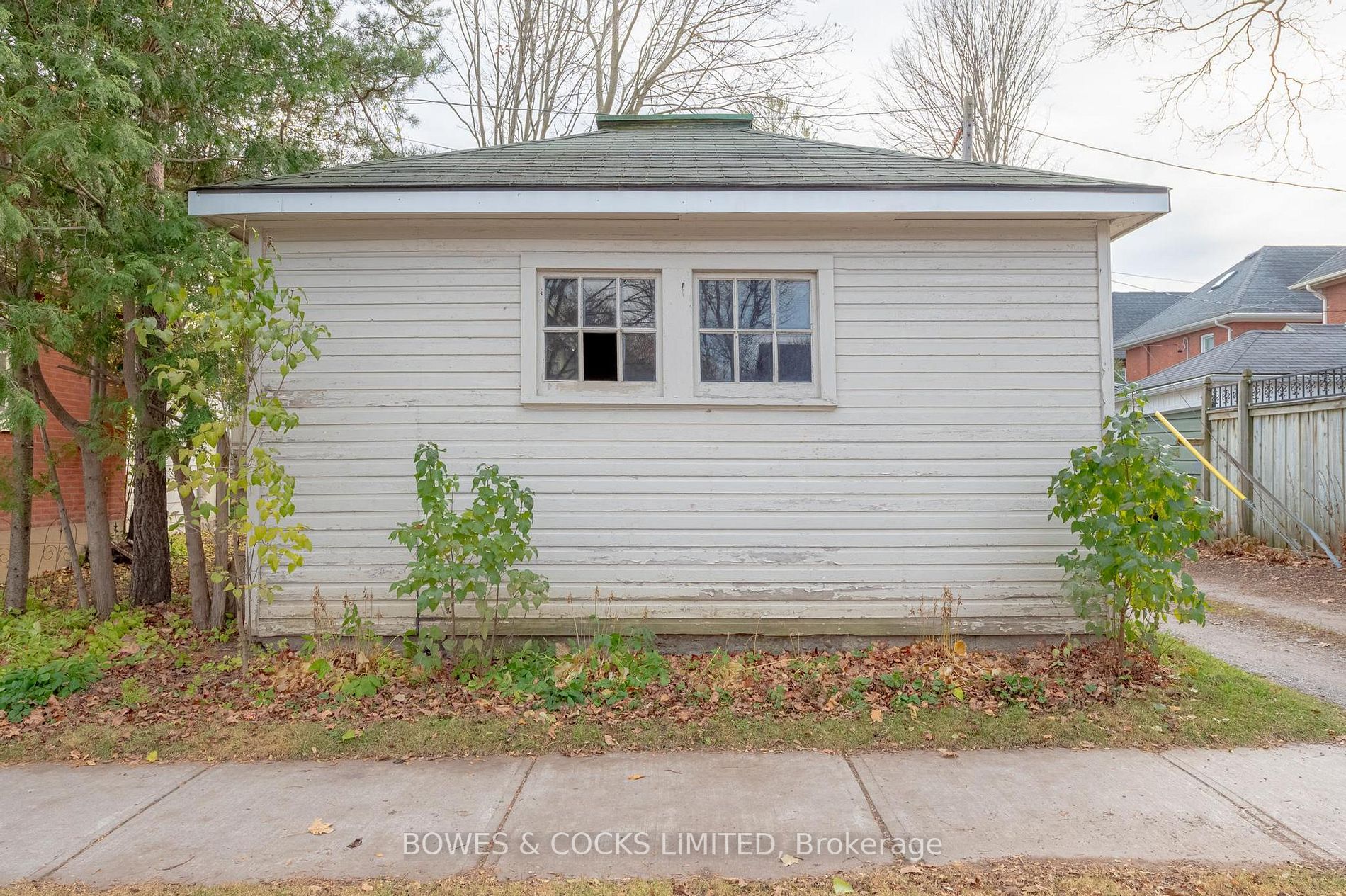 319 Margaret Ave N