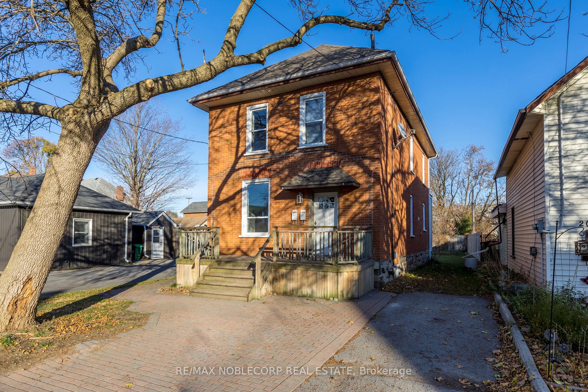 24 Stewart Pl, #Main