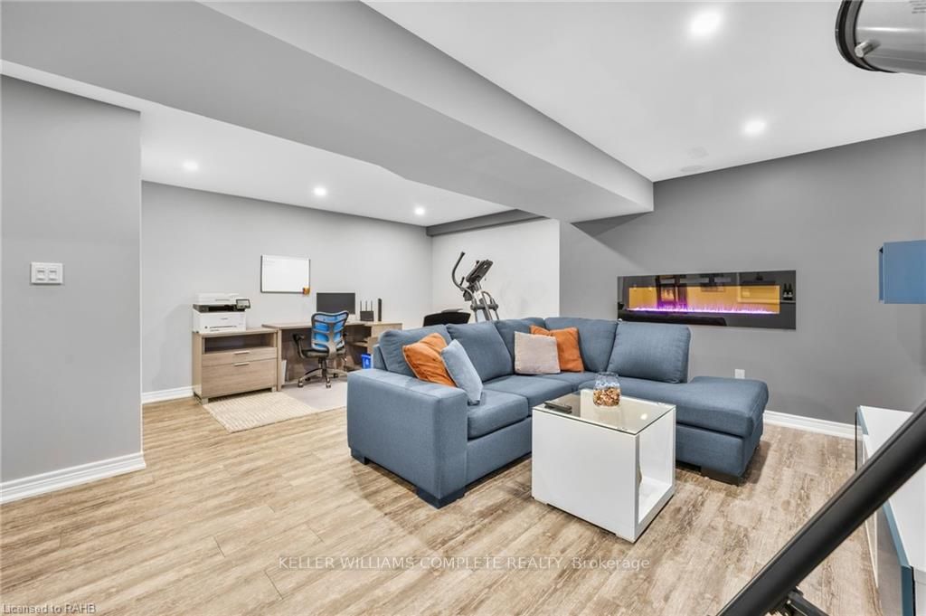 146 Kemp Cres