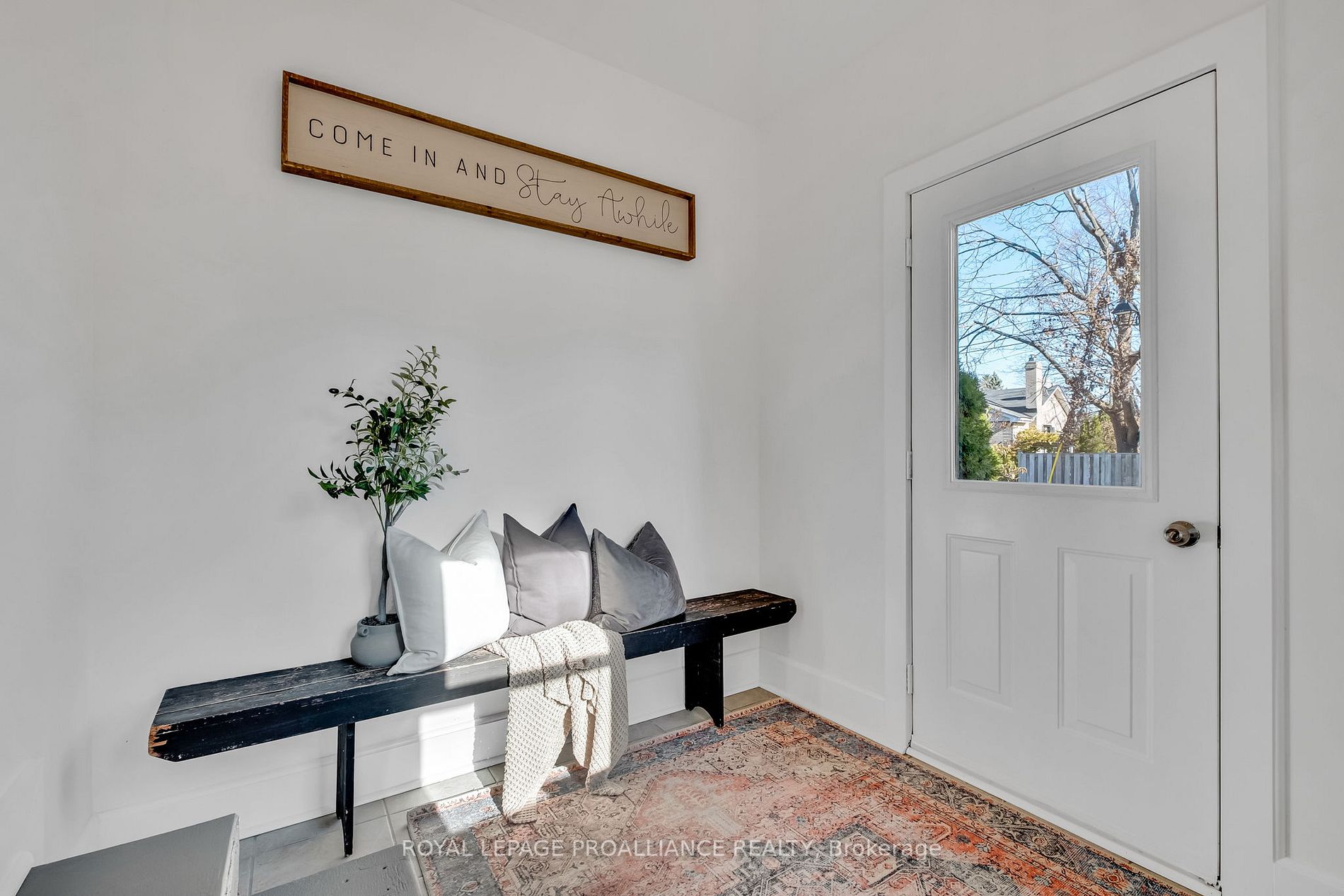 385 George St