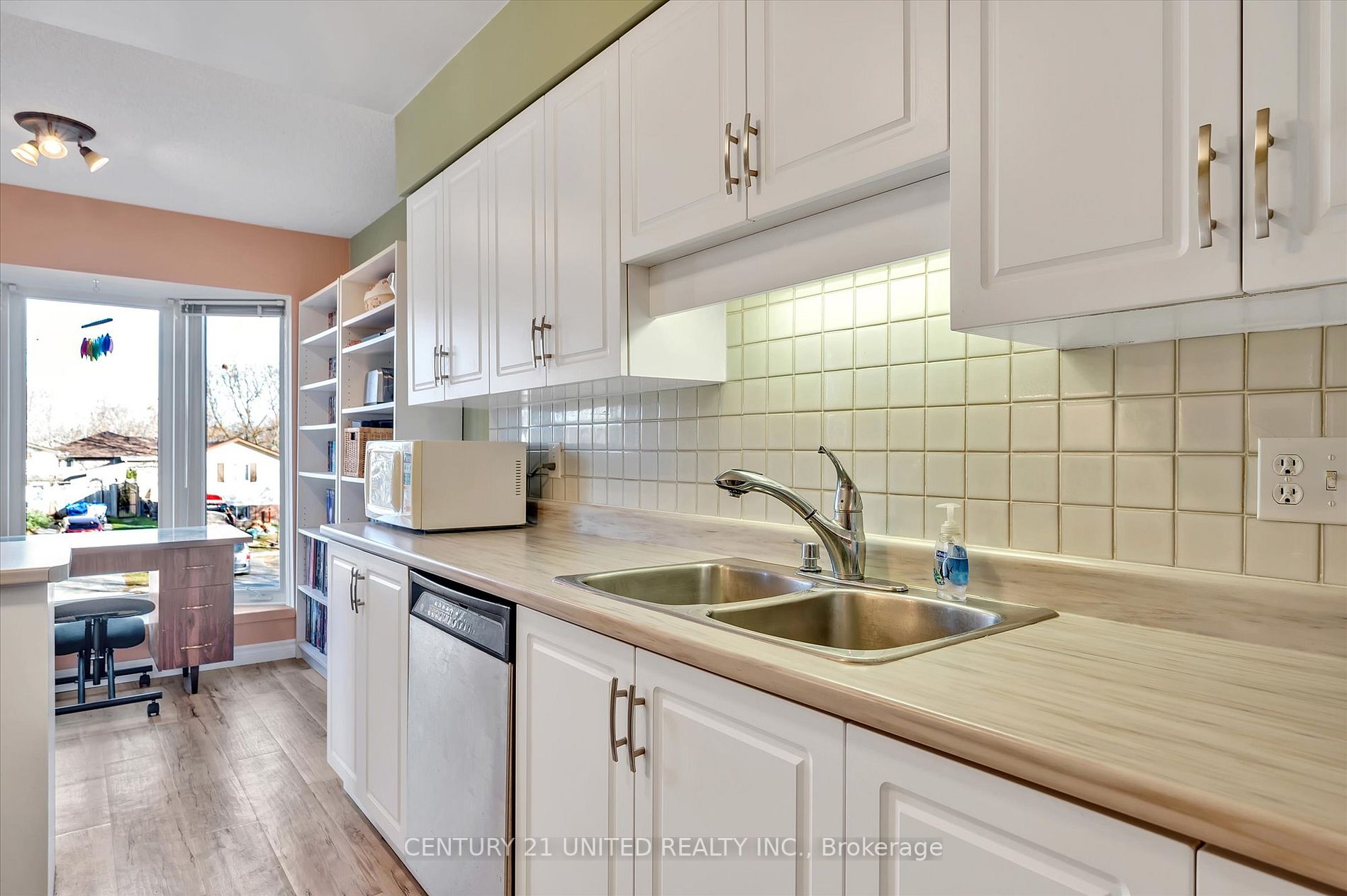 2185 Walker Ave, #204
