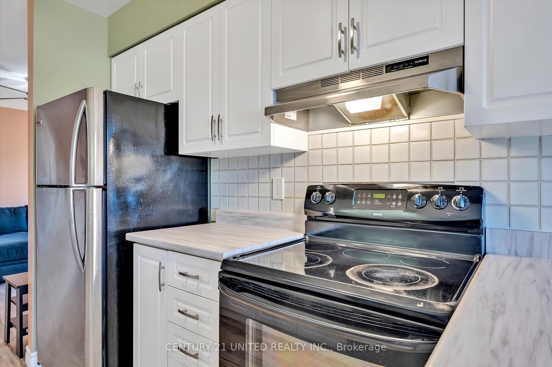 2185 Walker Ave, #204
