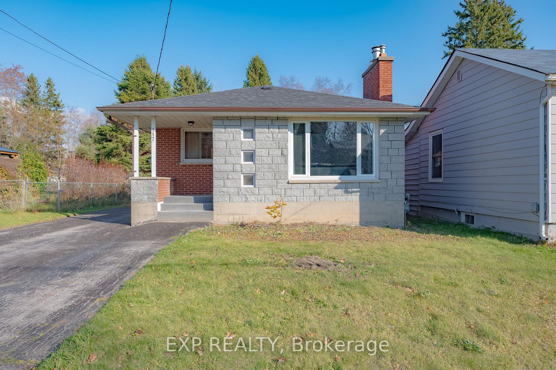117 Elgin St S