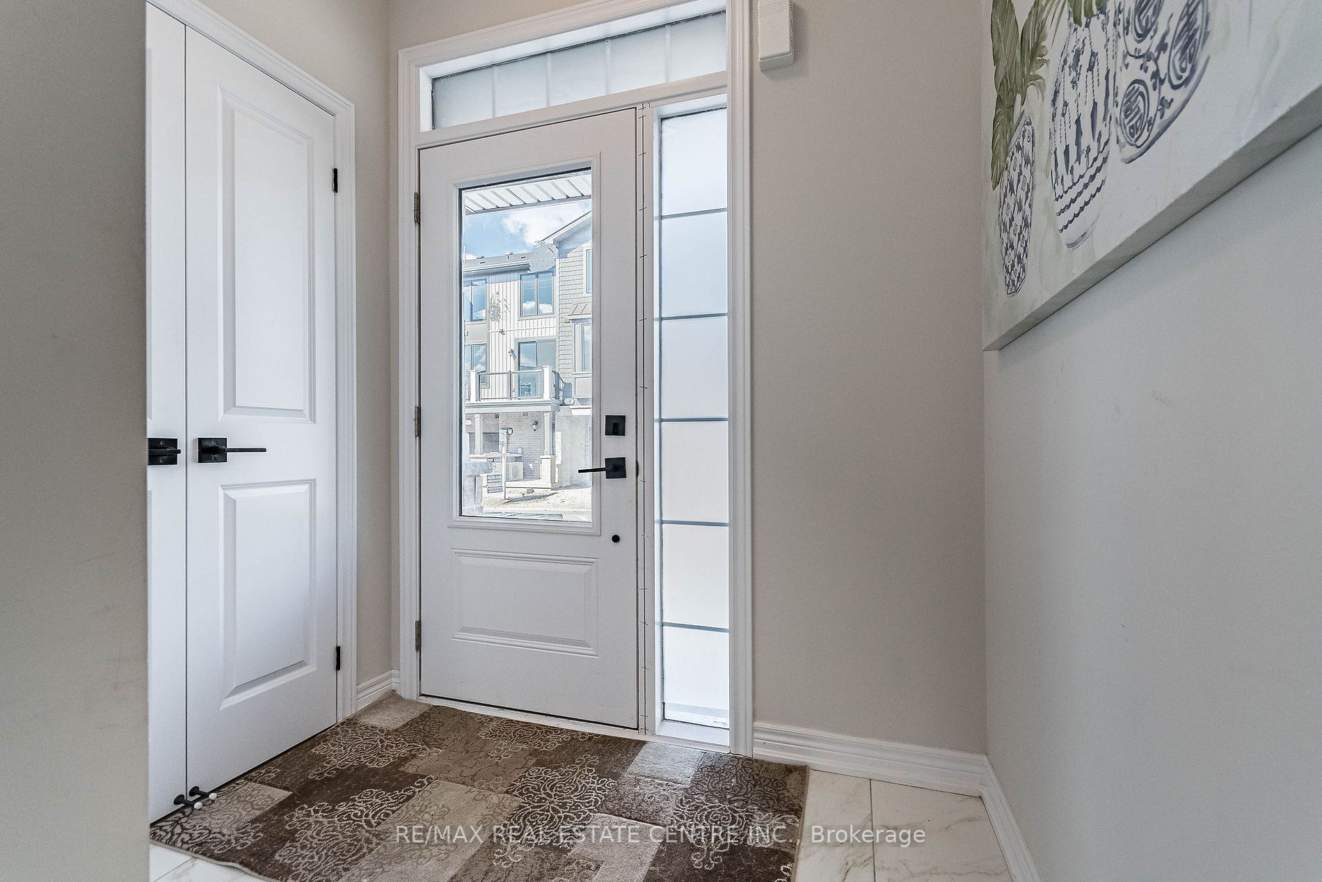 100 Hollywood Crt, #48