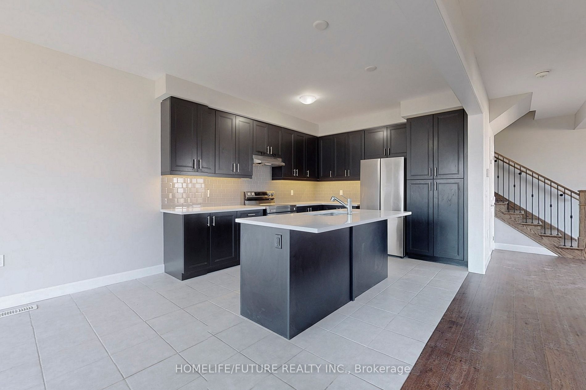 424 Sadler Way