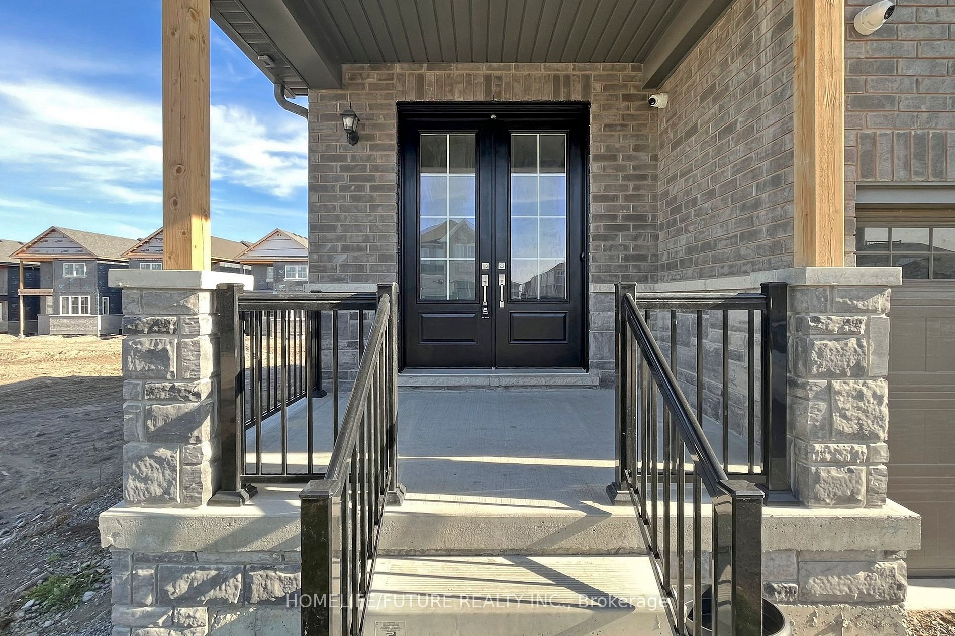 424 Sadler Way