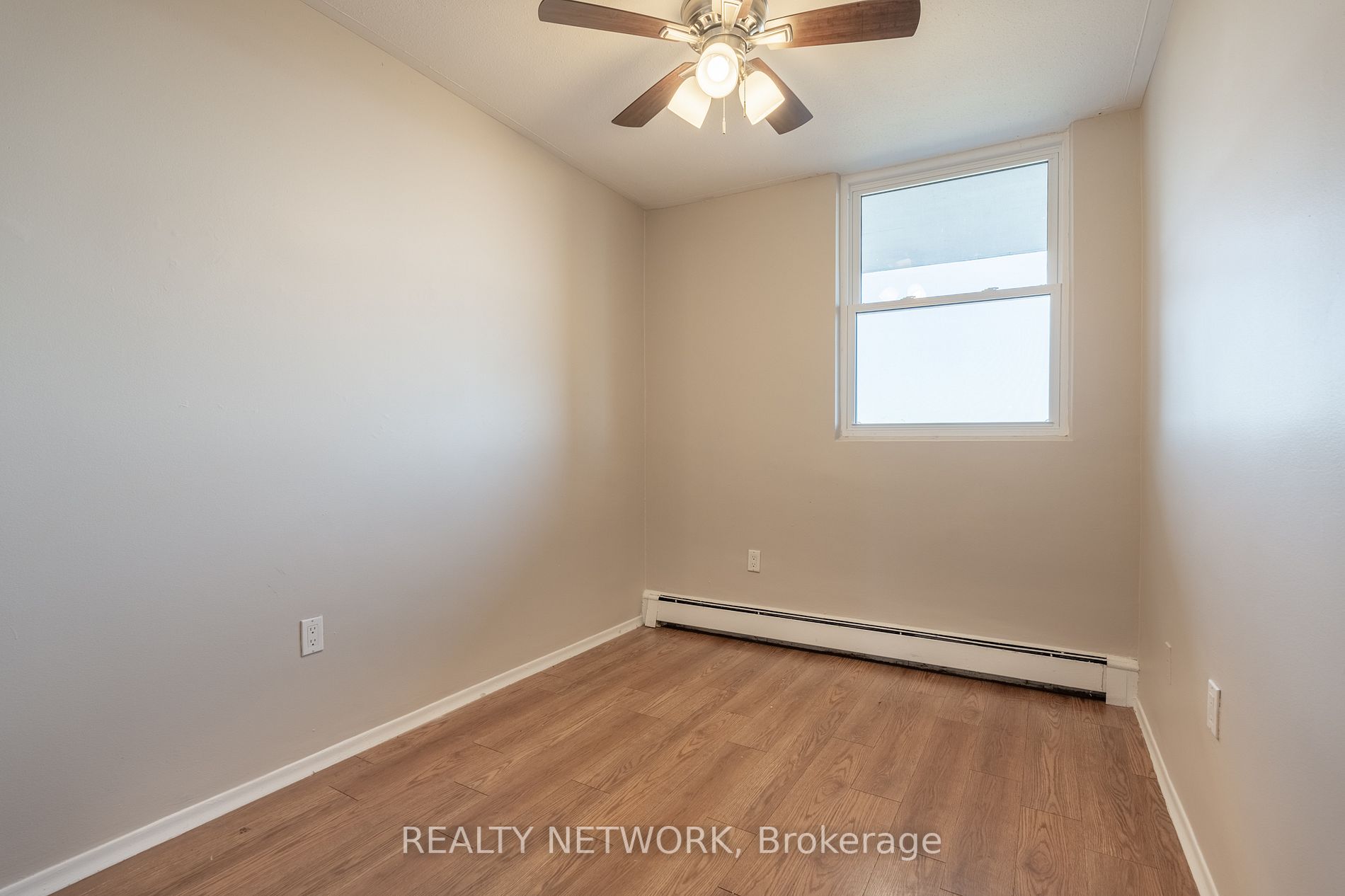 350 Quigley Rd, #536