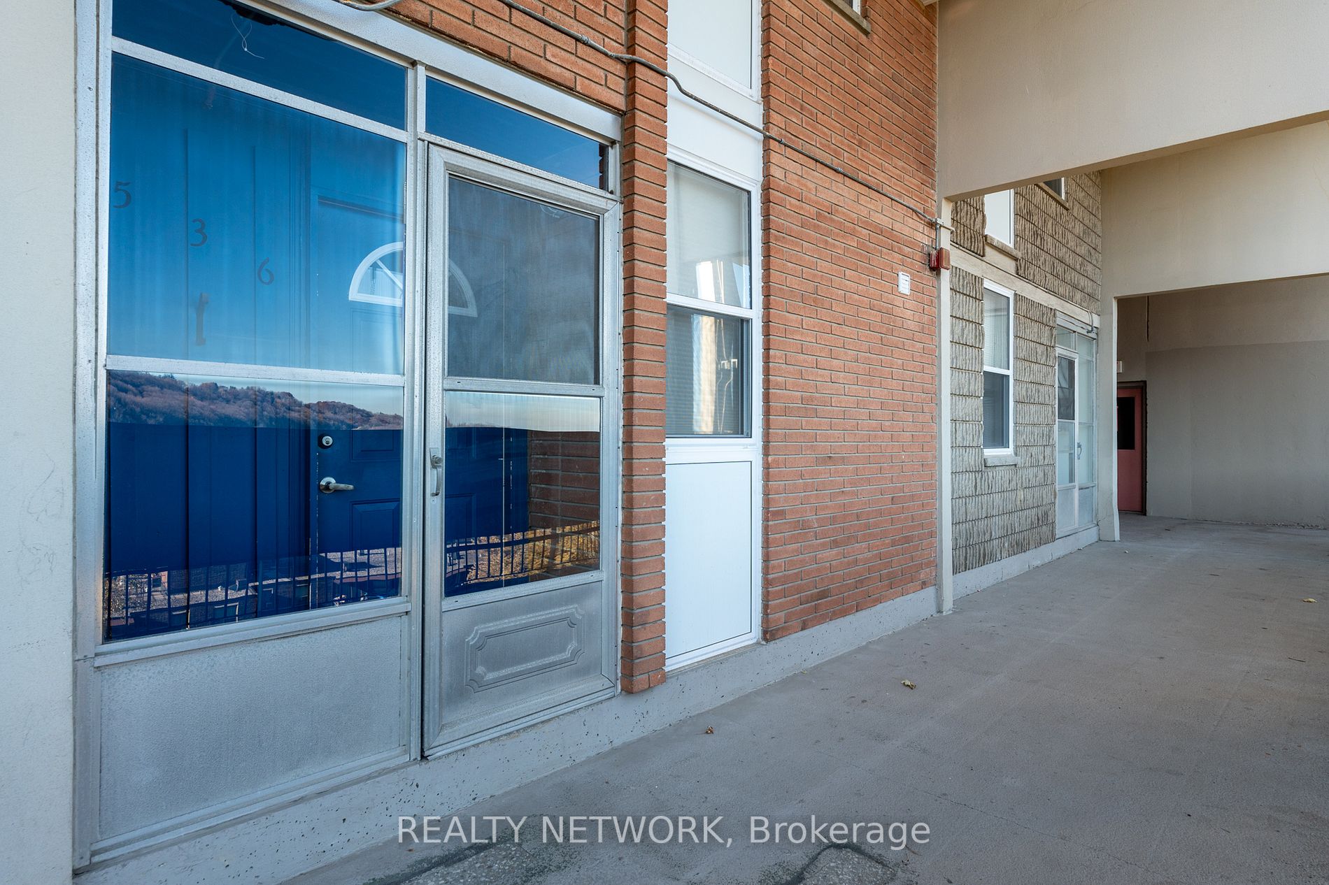 350 Quigley Rd, #536