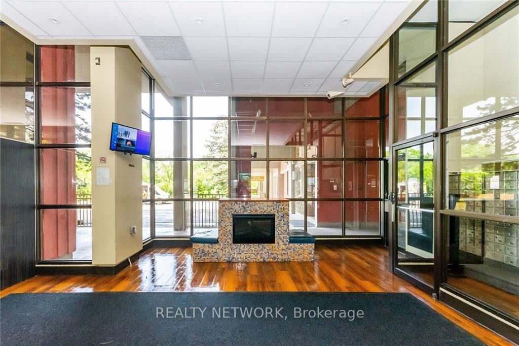 350 Quigley Rd, #536
