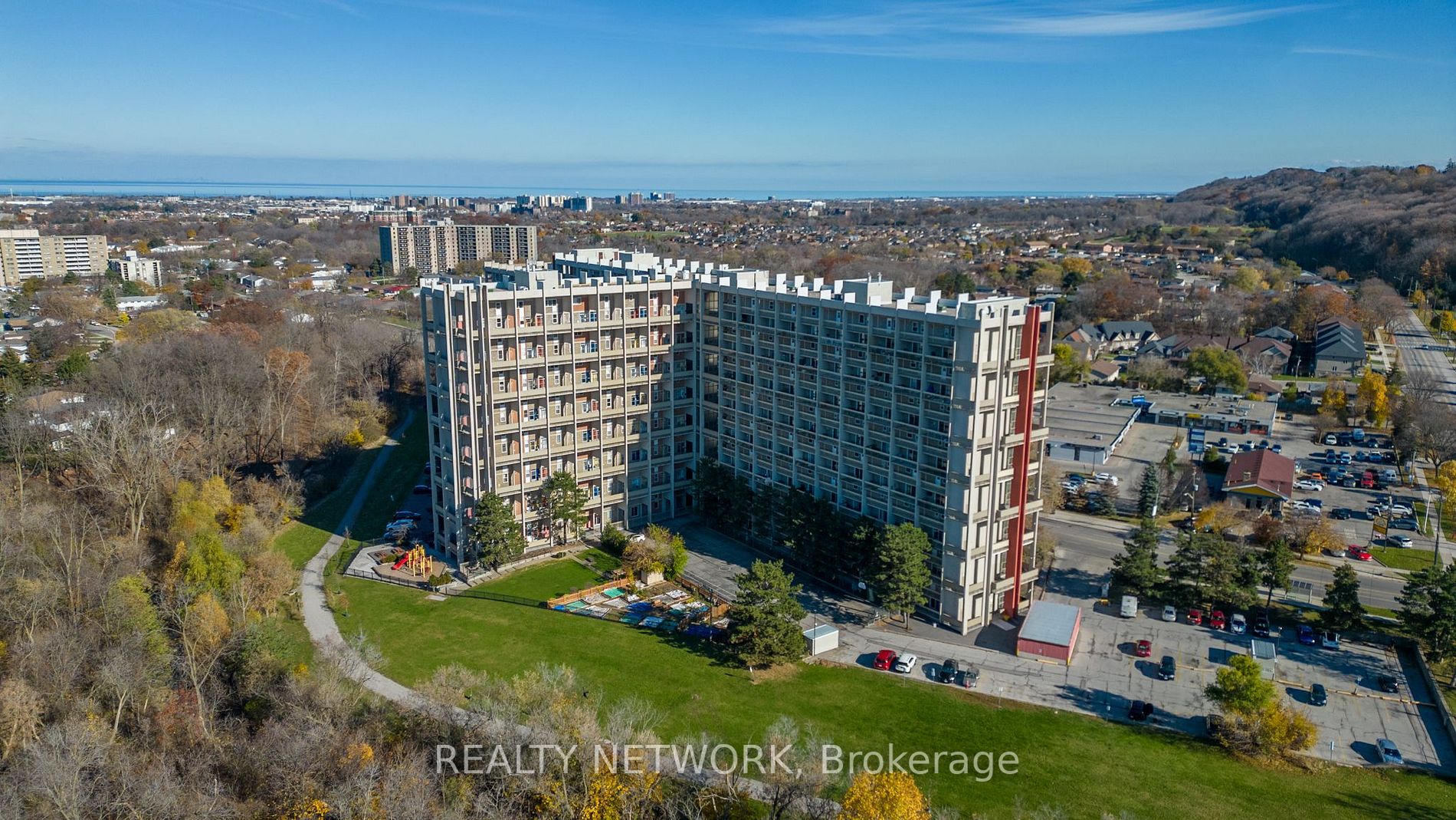 350 Quigley Rd, #536