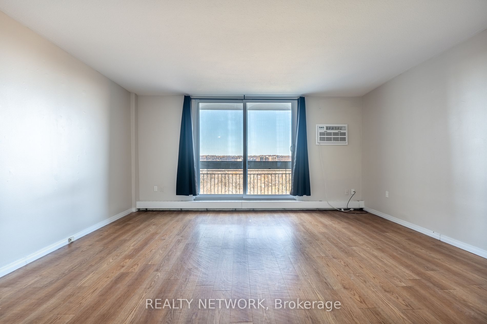 350 Quigley Rd, #536